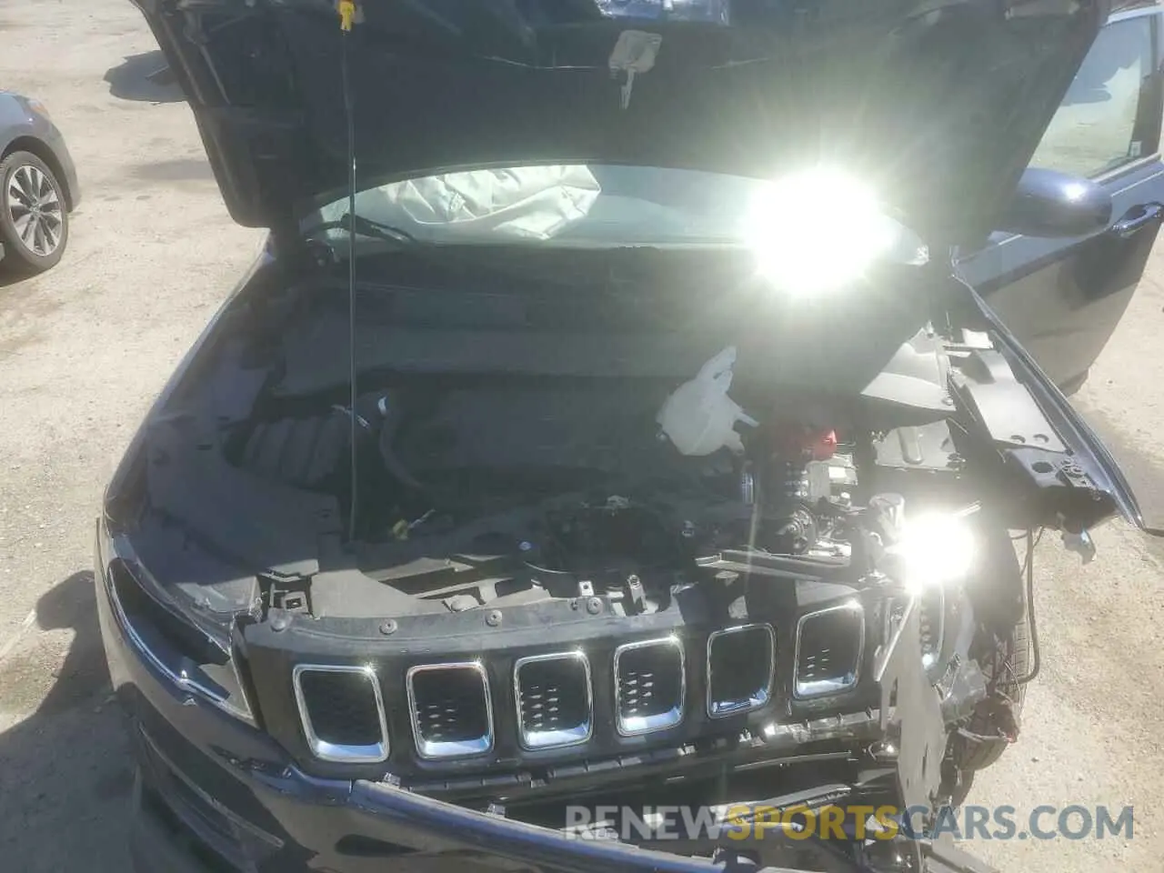 11 Фотография поврежденного автомобиля 3C4NJDBB4KT629291 JEEP COMPASS 2019