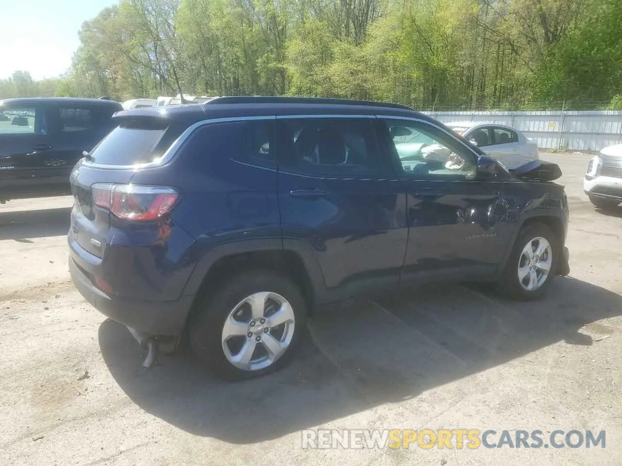 3 Фотография поврежденного автомобиля 3C4NJDBB4KT629291 JEEP COMPASS 2019