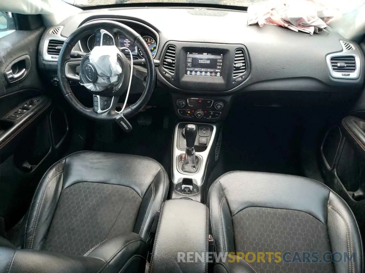 8 Фотография поврежденного автомобиля 3C4NJDBB5KT593286 JEEP COMPASS 2019
