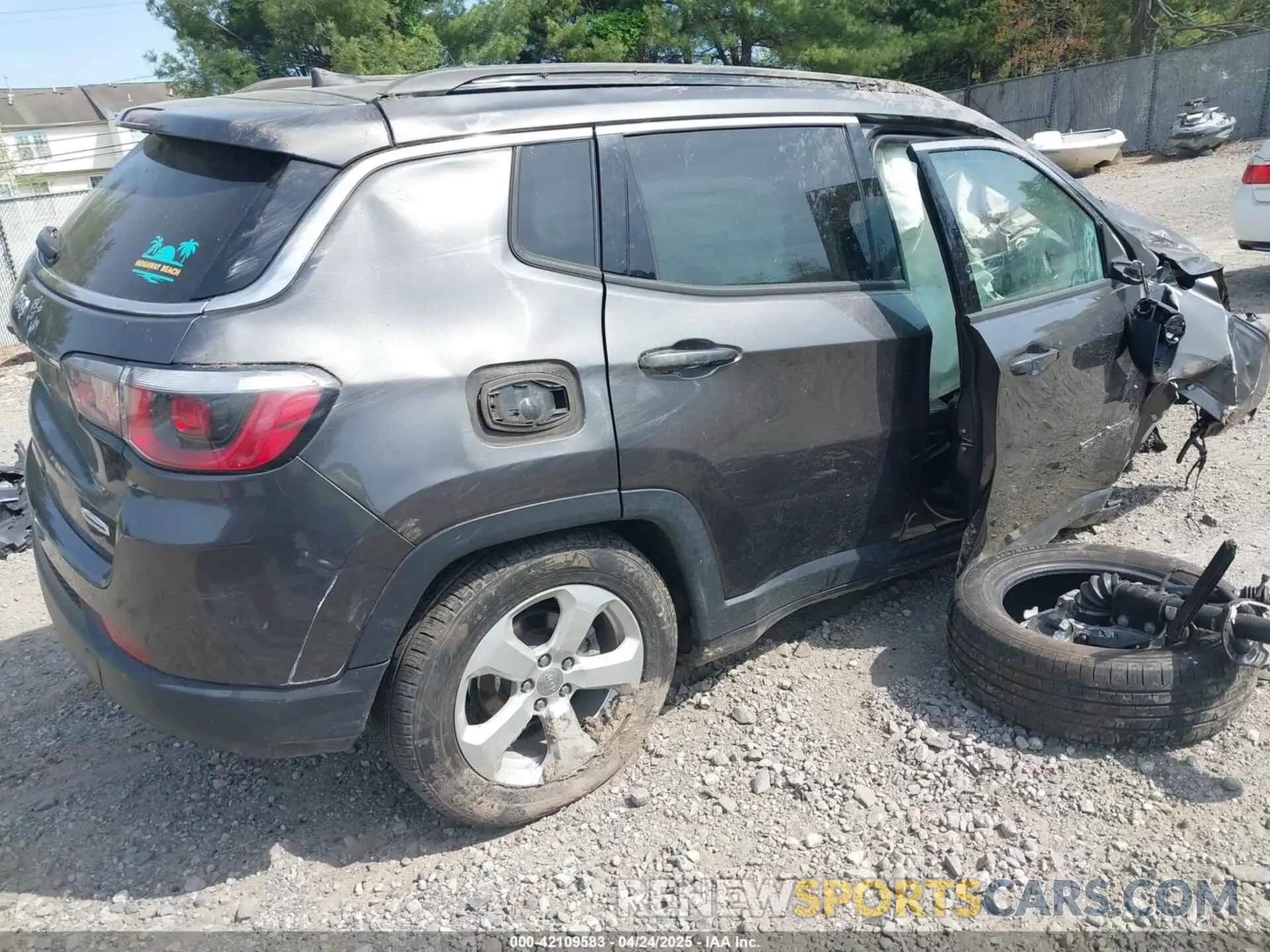 4 Фотография поврежденного автомобиля 3C4NJDBB5KT660906 JEEP COMPASS 2019