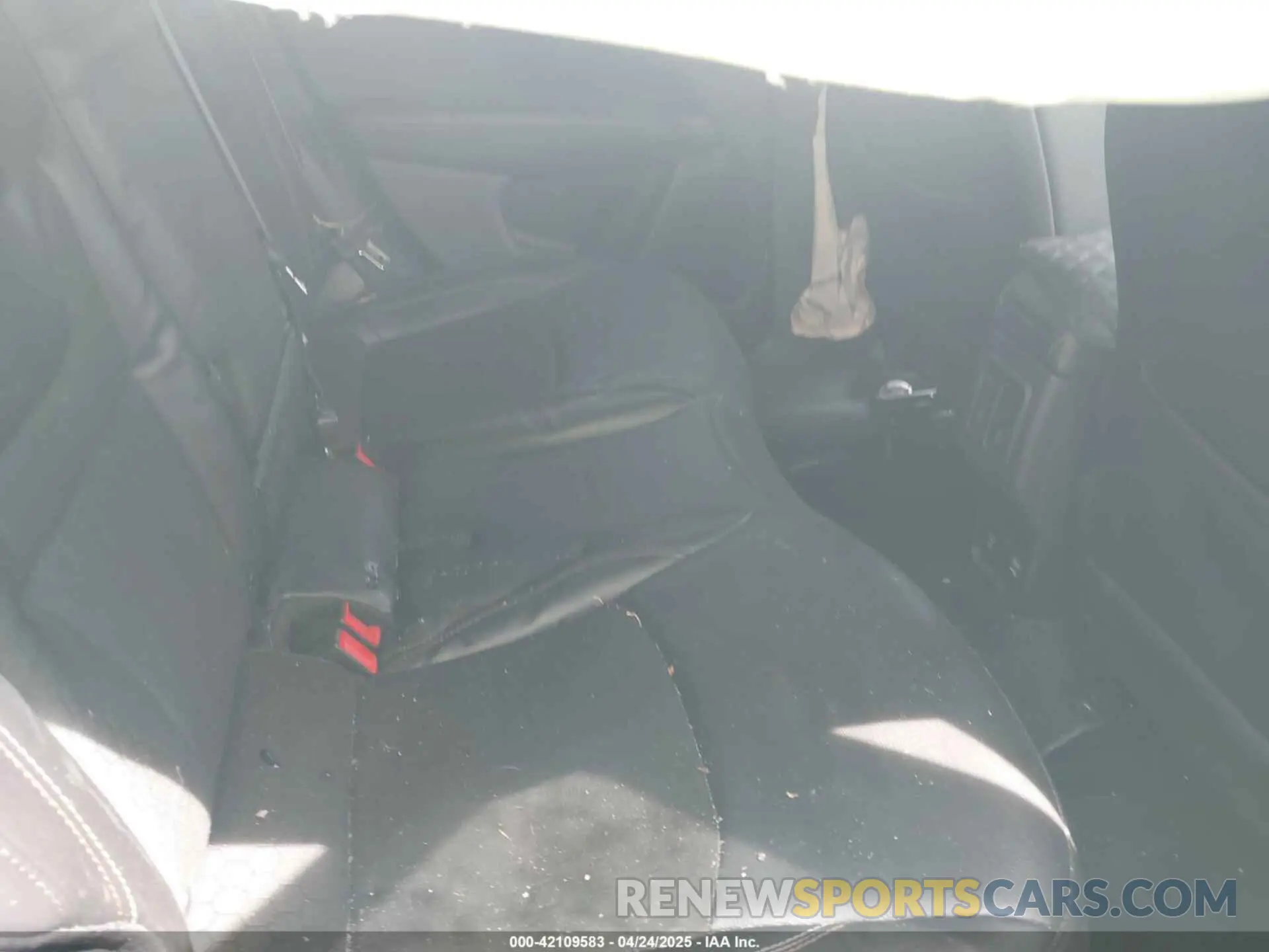 8 Фотография поврежденного автомобиля 3C4NJDBB5KT660906 JEEP COMPASS 2019