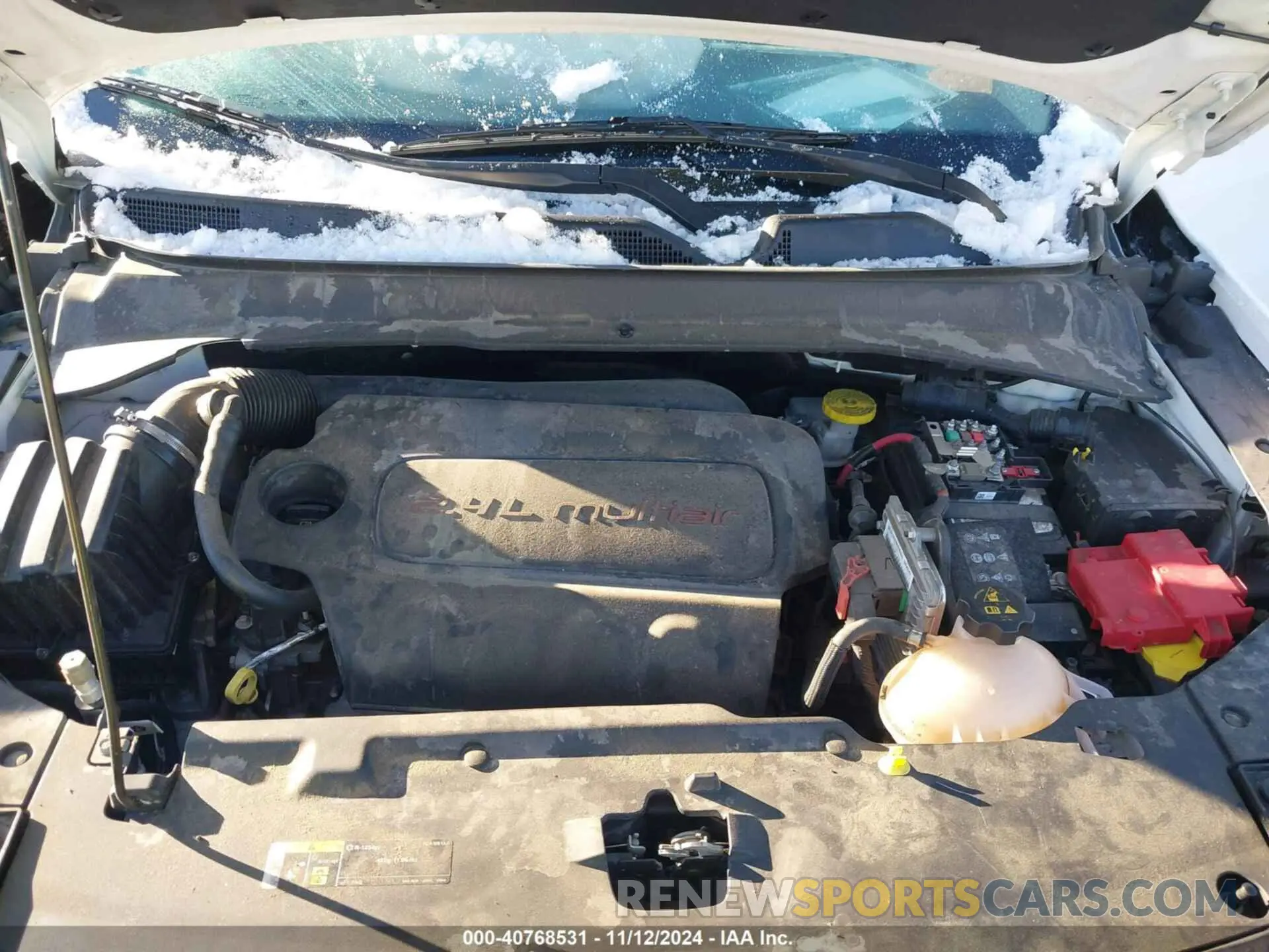 10 Photograph of a damaged car 3C4NJDBB5KT704564 JEEP COMPASS 2019