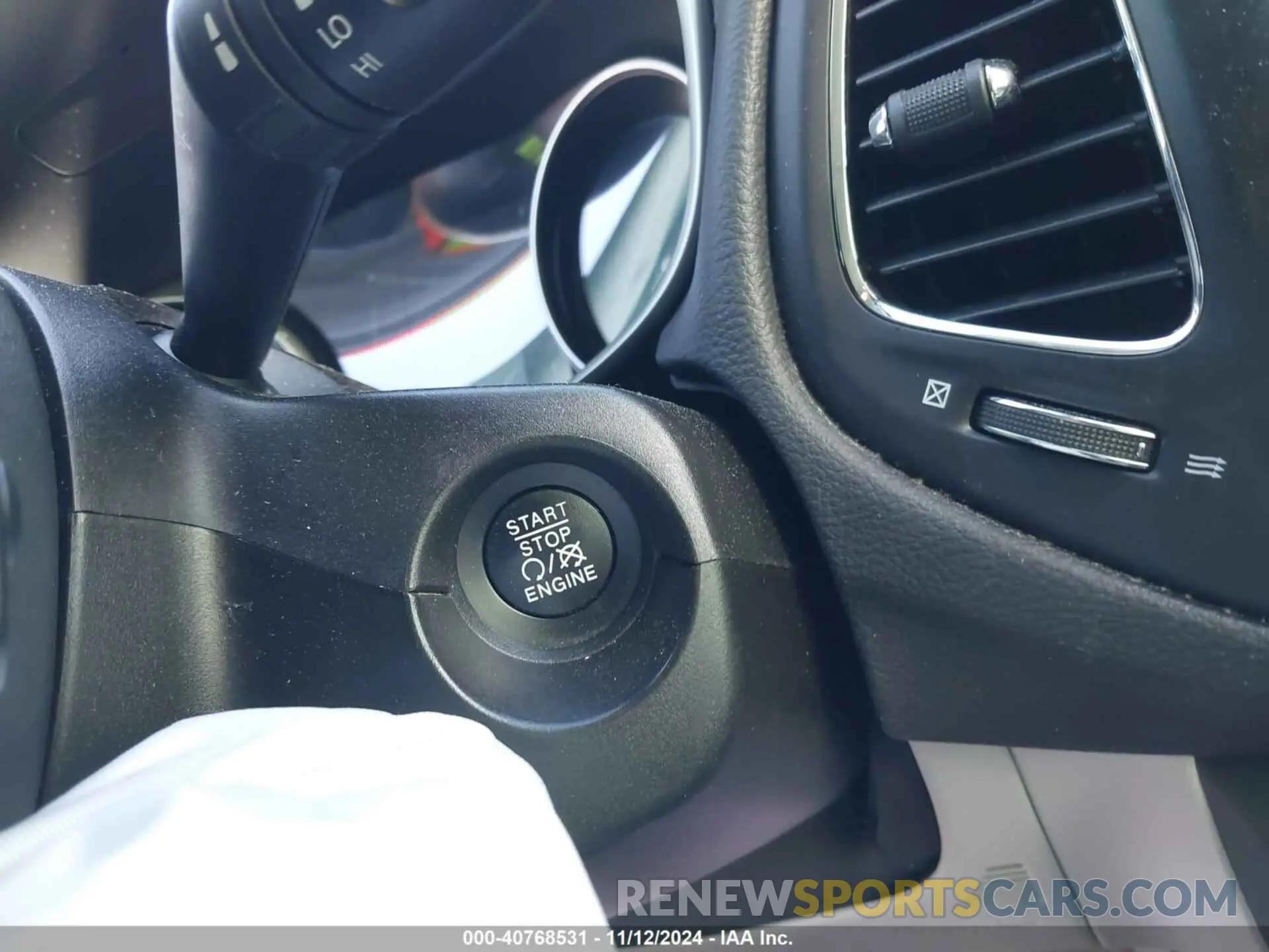11 Photograph of a damaged car 3C4NJDBB5KT704564 JEEP COMPASS 2019