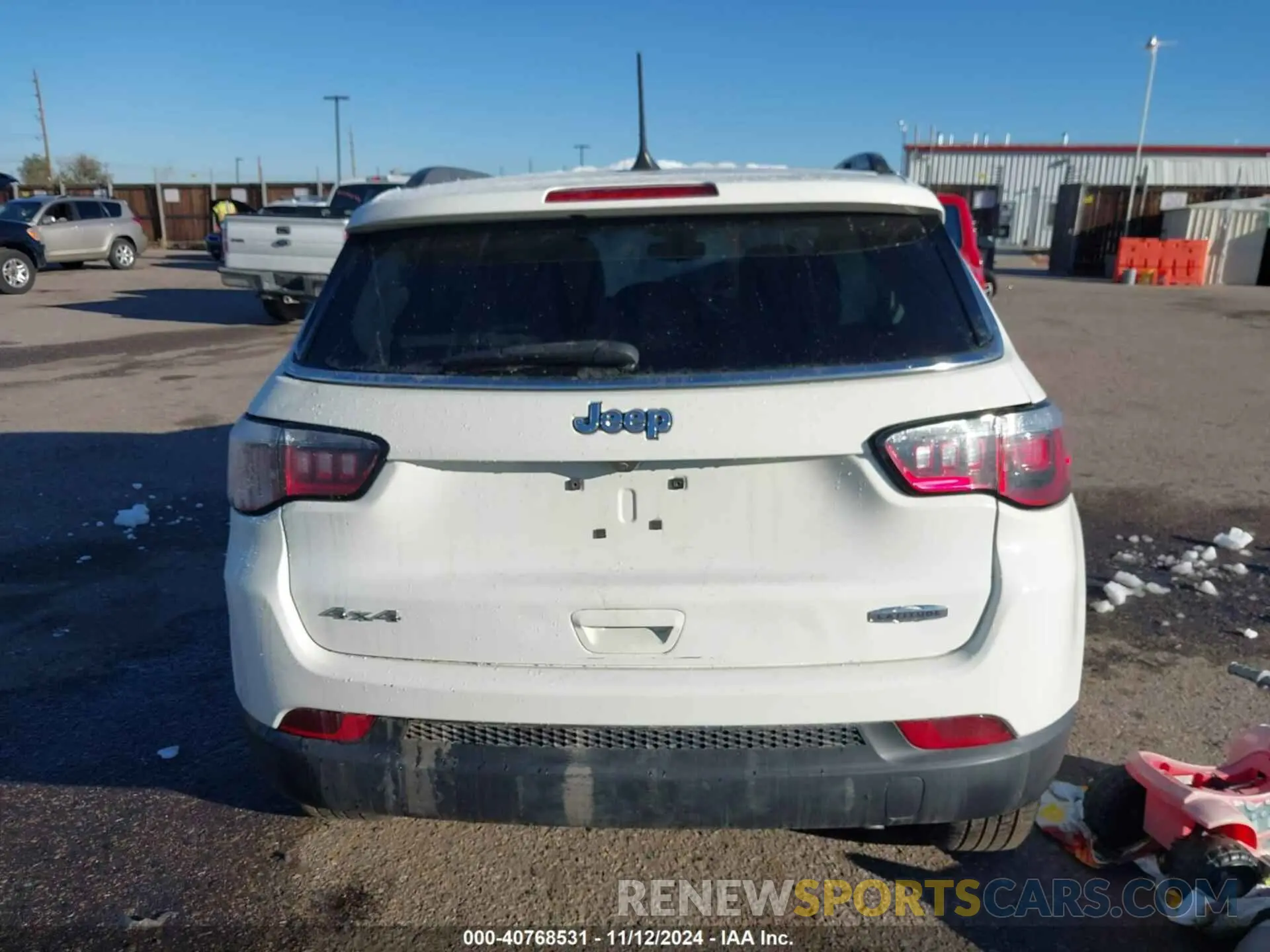 16 Photograph of a damaged car 3C4NJDBB5KT704564 JEEP COMPASS 2019