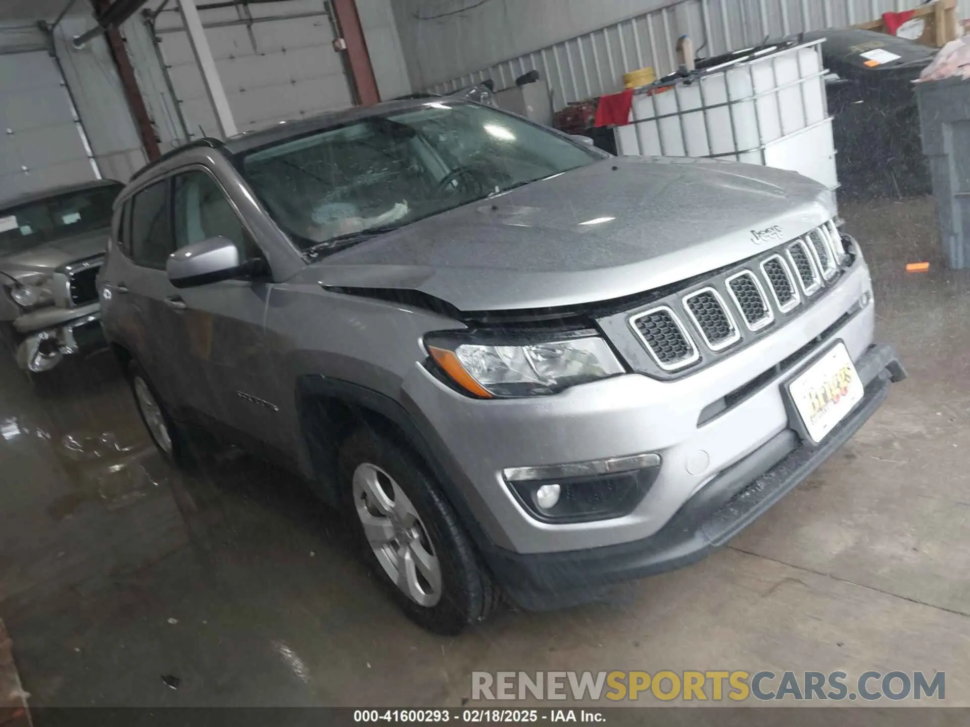 1 Фотография поврежденного автомобиля 3C4NJDBB5KT742005 JEEP COMPASS 2019