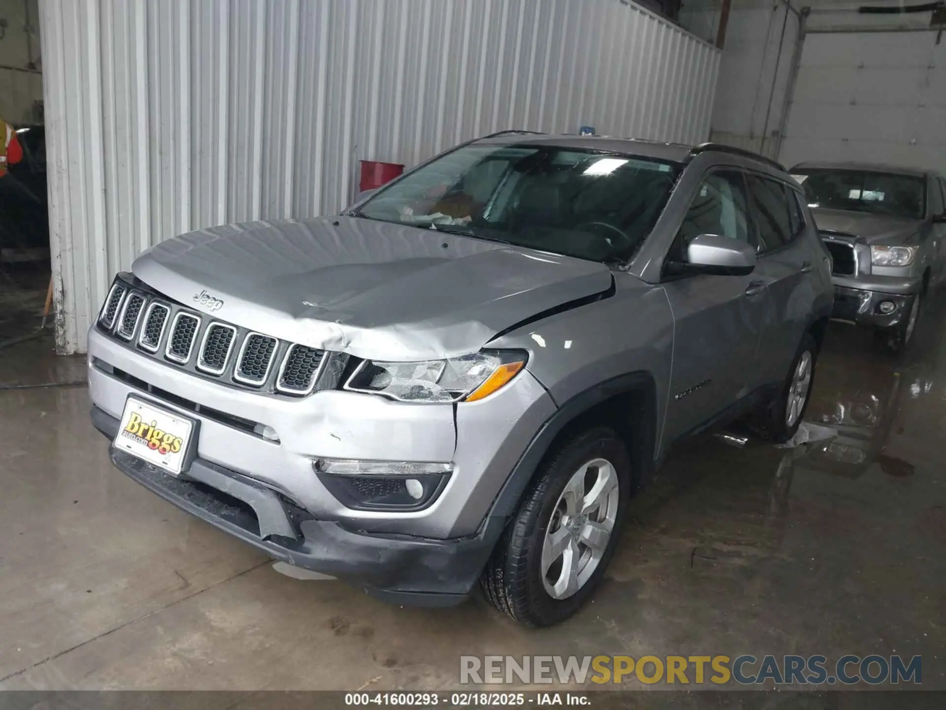 2 Фотография поврежденного автомобиля 3C4NJDBB5KT742005 JEEP COMPASS 2019