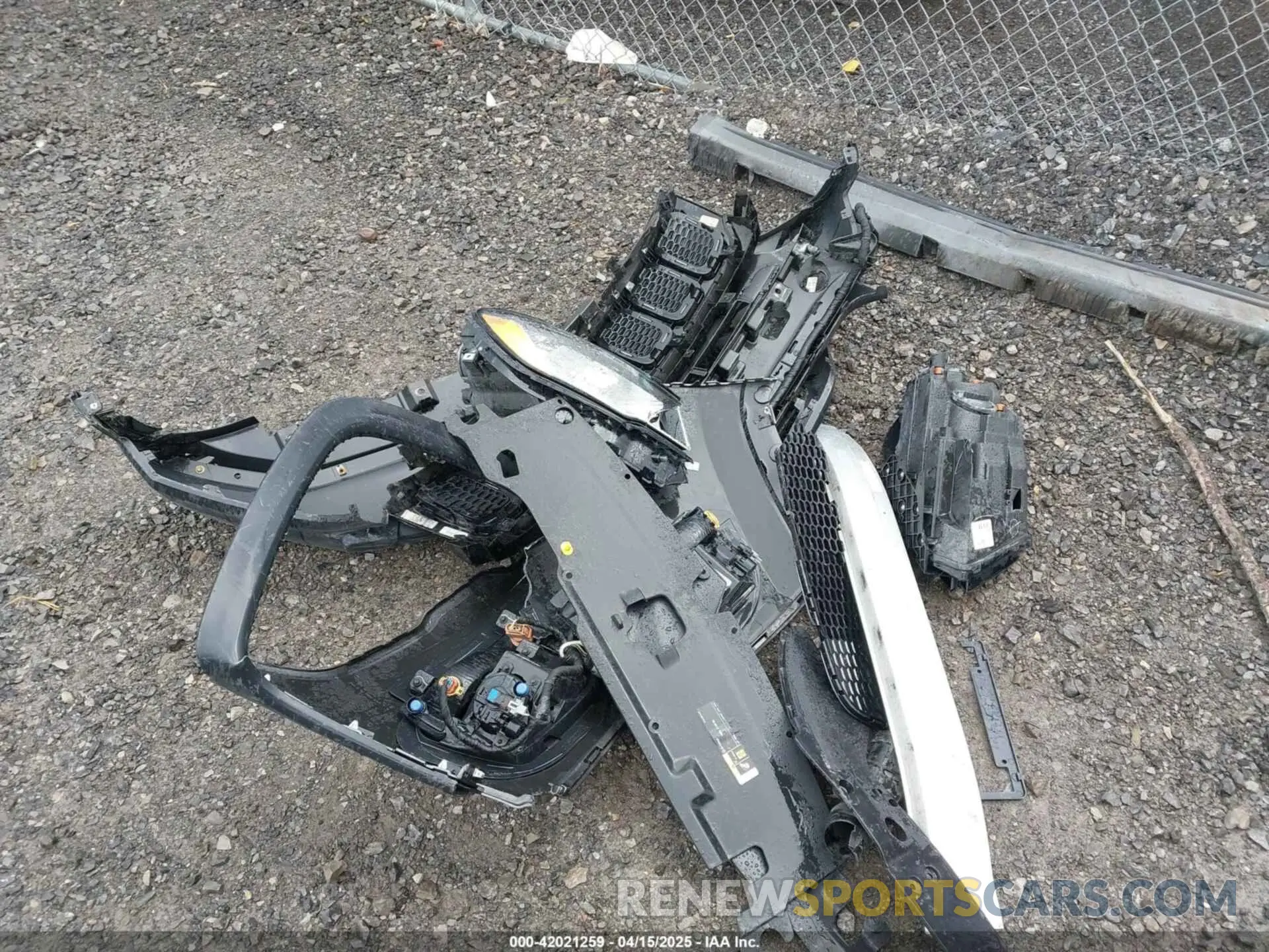 12 Photograph of a damaged car 3C4NJDBB6KT682719 JEEP COMPASS 2019