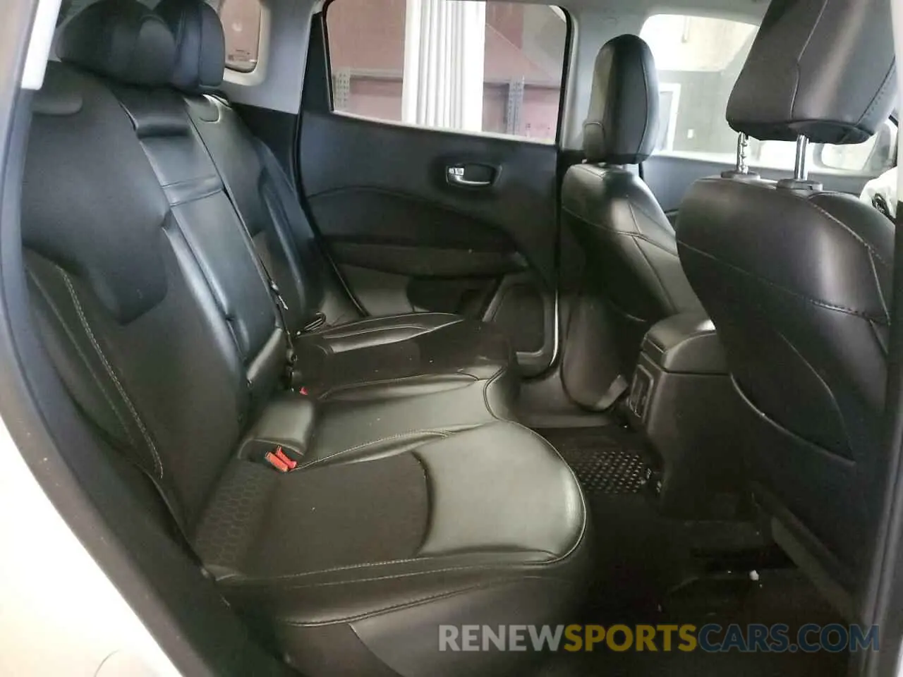 11 Фотография поврежденного автомобиля 3C4NJDBB6KT729375 JEEP COMPASS 2019