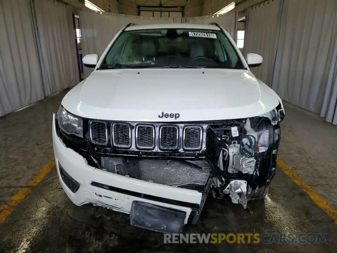 5 Фотография поврежденного автомобиля 3C4NJDBB6KT729375 JEEP COMPASS 2019