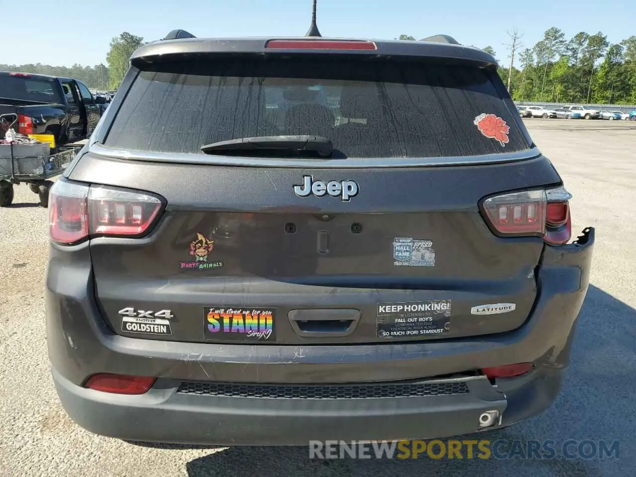 6 Фотография поврежденного автомобиля 3C4NJDBB6KT733958 JEEP COMPASS 2019