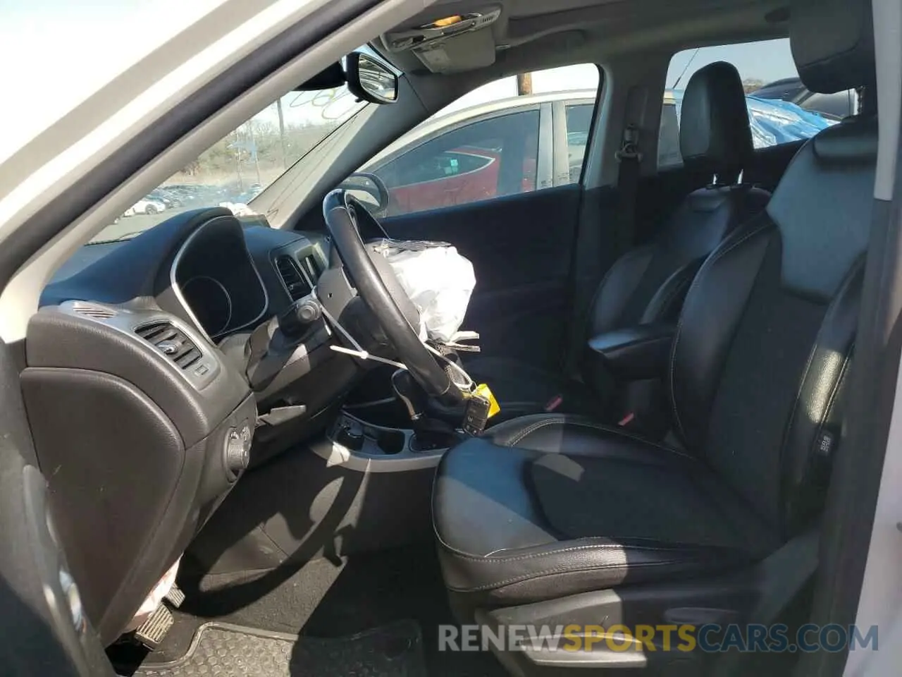 7 Фотография поврежденного автомобиля 3C4NJDBB6KT828892 JEEP COMPASS 2019