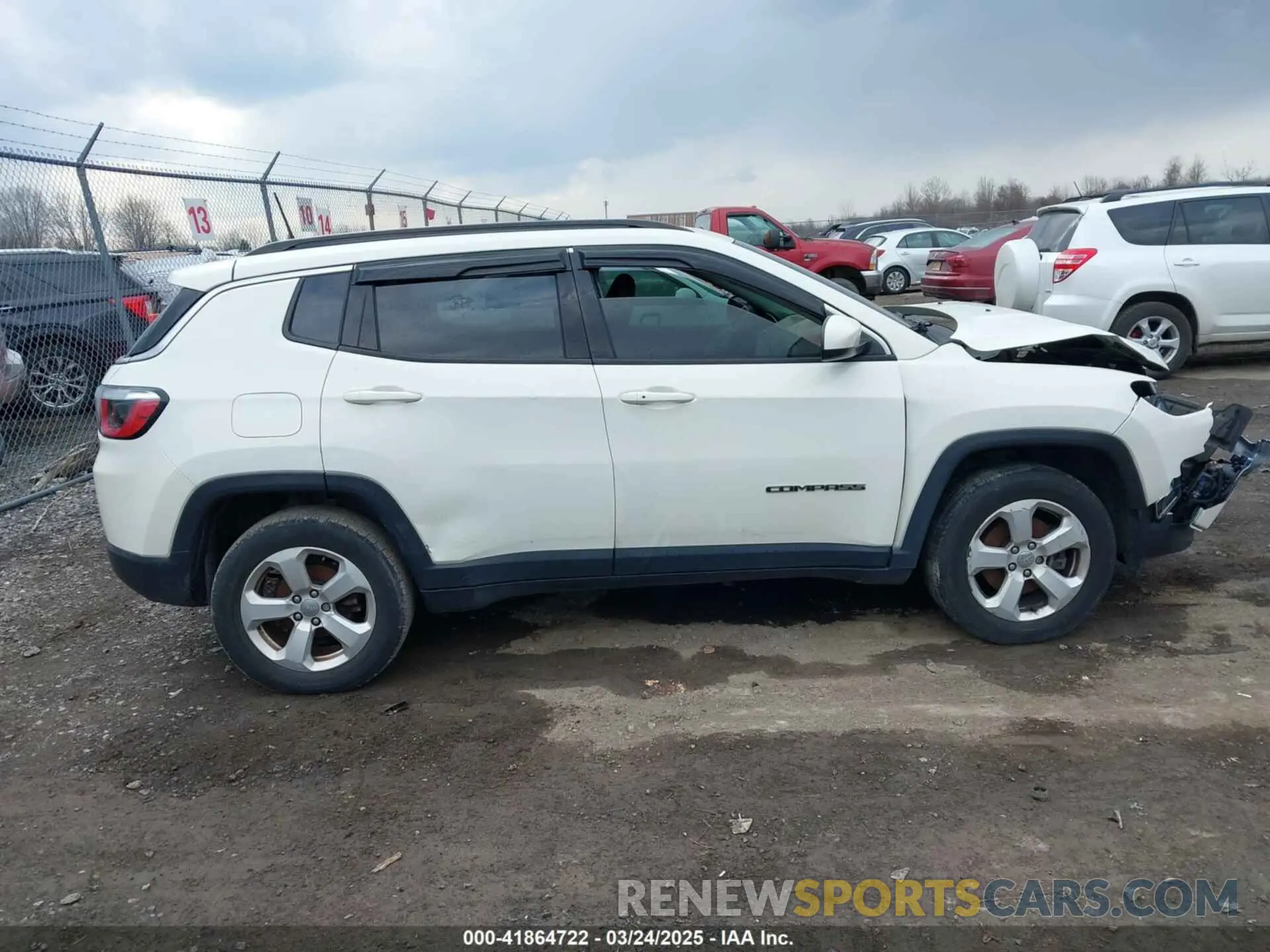 12 Photograph of a damaged car 3C4NJDBB6KT839035 JEEP COMPASS 2019