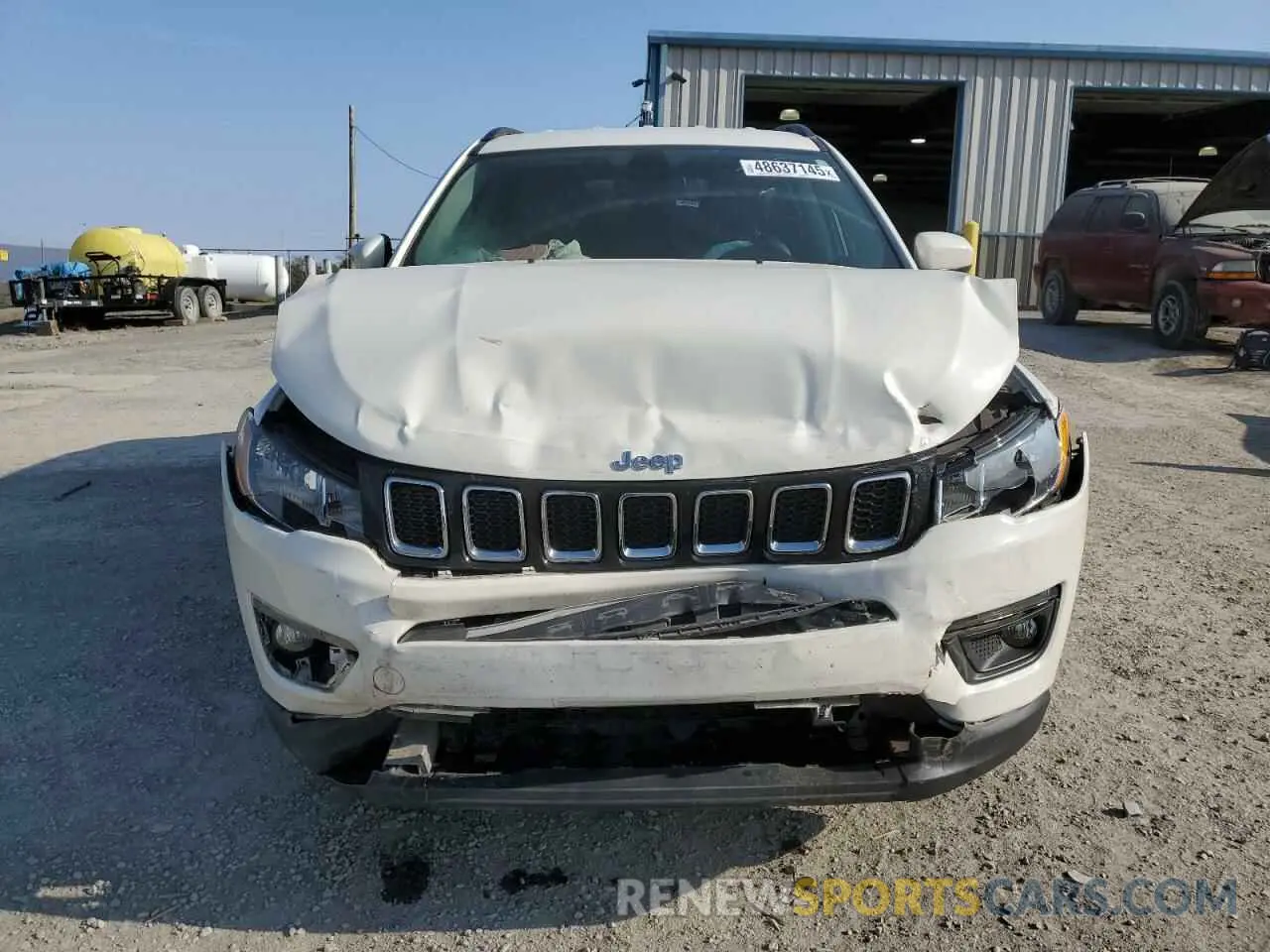 5 Photograph of a damaged car 3C4NJDBB6KT839715 JEEP COMPASS 2019