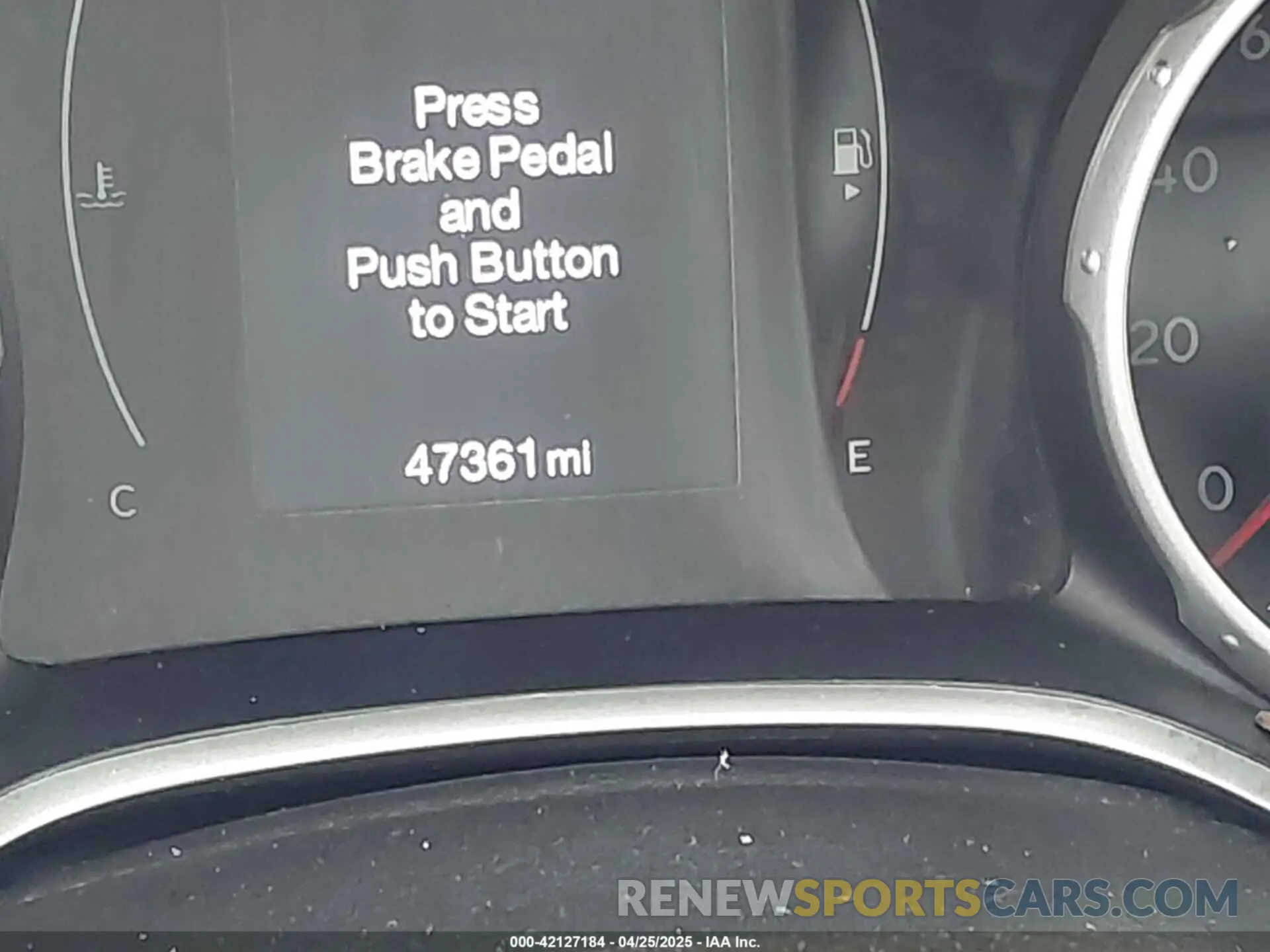 15 Photograph of a damaged car 3C4NJDBB6KT849953 JEEP COMPASS 2019