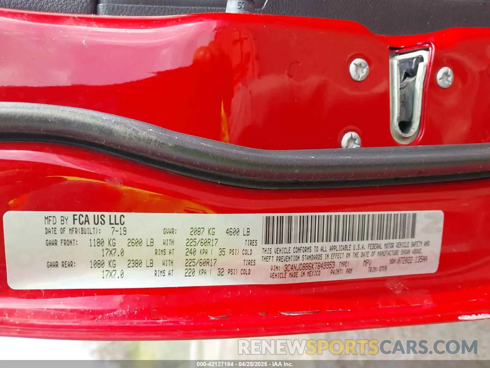 9 Photograph of a damaged car 3C4NJDBB6KT849953 JEEP COMPASS 2019