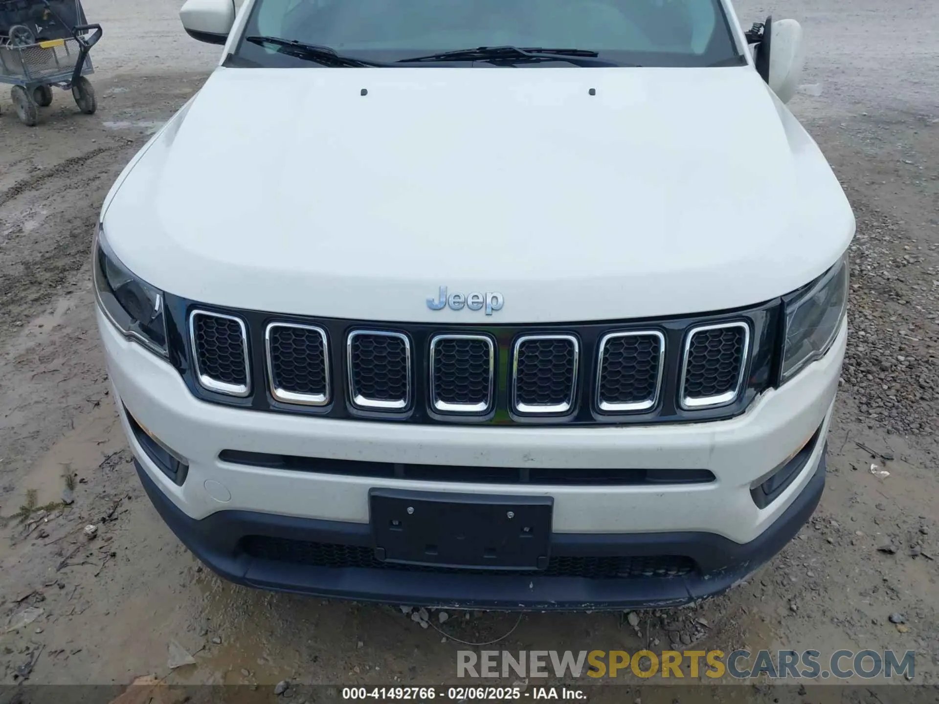 13 Photograph of a damaged car 3C4NJDBB7KT599834 JEEP COMPASS 2019