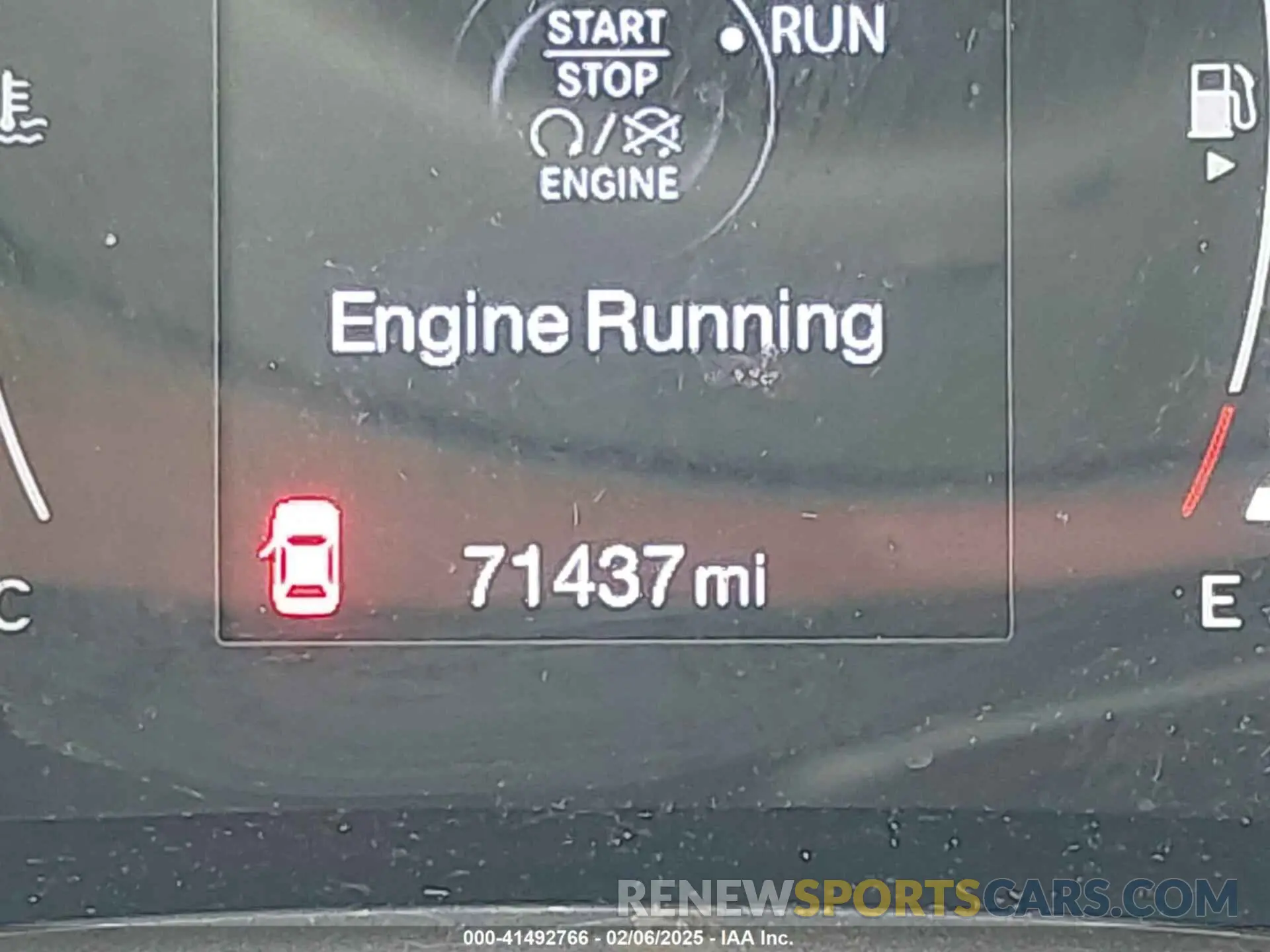 16 Photograph of a damaged car 3C4NJDBB7KT599834 JEEP COMPASS 2019