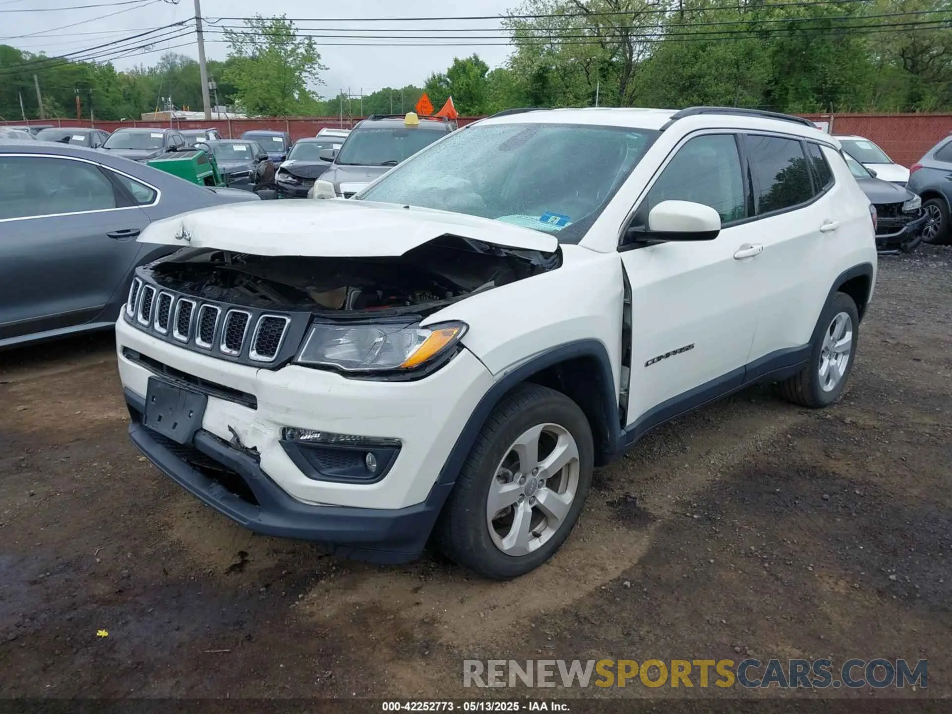 2 Photograph of a damaged car 3C4NJDBB7KT689257 JEEP COMPASS 2019
