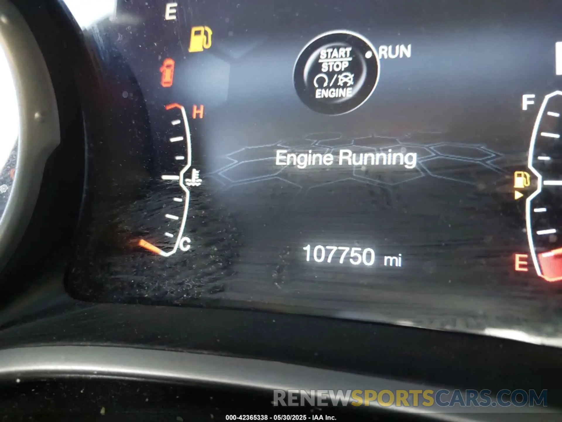 15 Photograph of a damaged car 3C4NJDBB7KT723889 JEEP COMPASS 2019