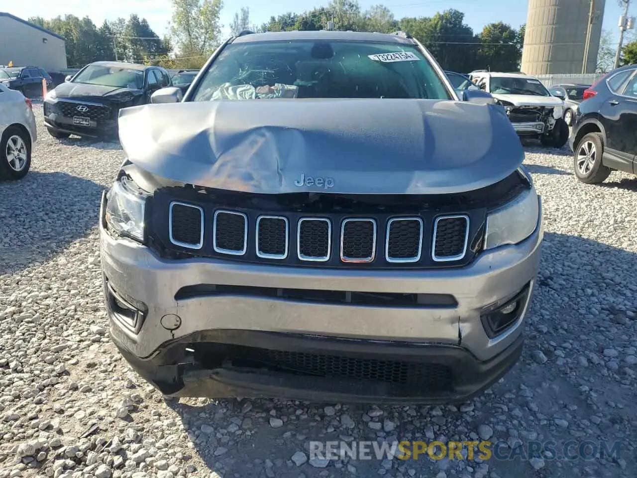 5 Фотография поврежденного автомобиля 3C4NJDBB7KT849802 JEEP COMPASS 2019