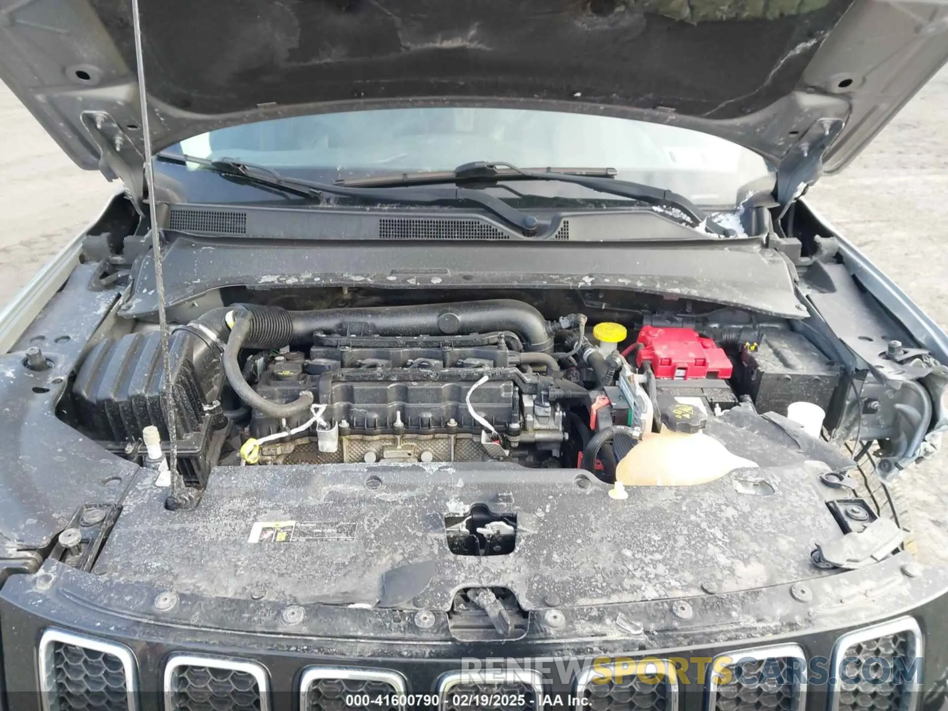 10 Photograph of a damaged car 3C4NJDBB8KT596800 JEEP COMPASS 2019
