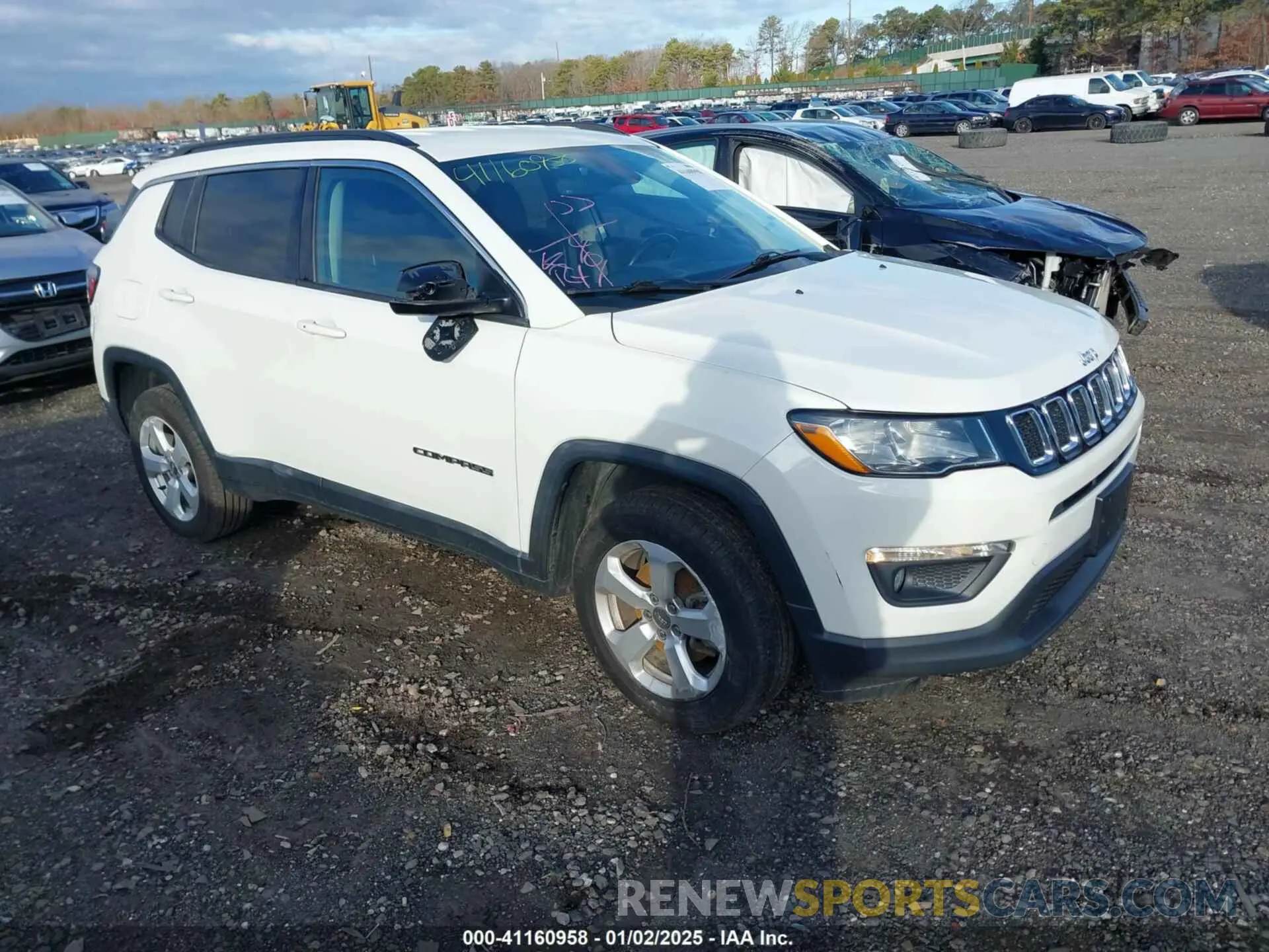1 Photograph of a damaged car 3C4NJDBB8KT742273 JEEP COMPASS 2019