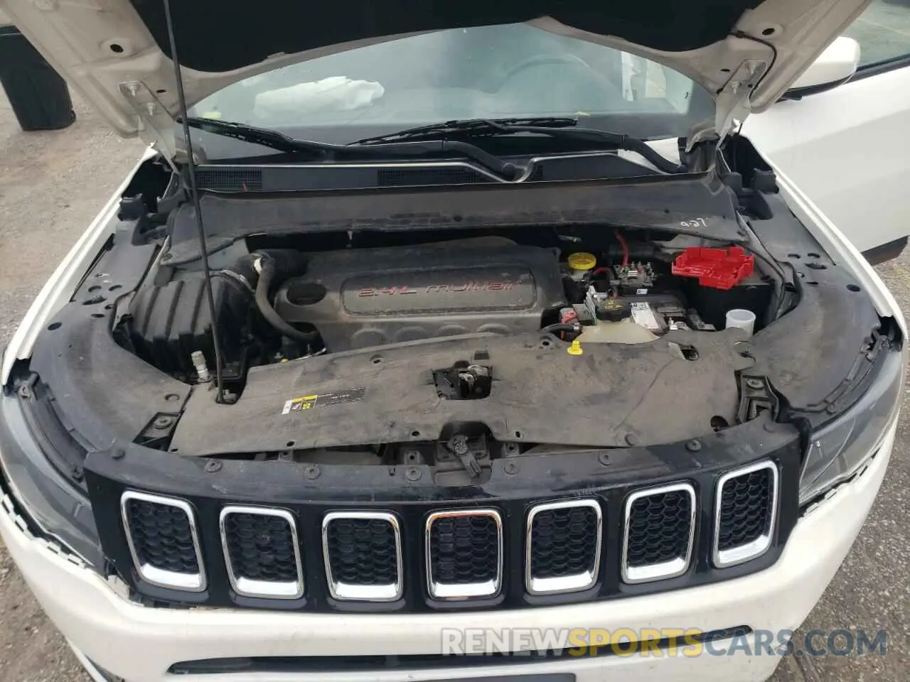 12 Photograph of a damaged car 3C4NJDBB8KT760837 JEEP COMPASS 2019