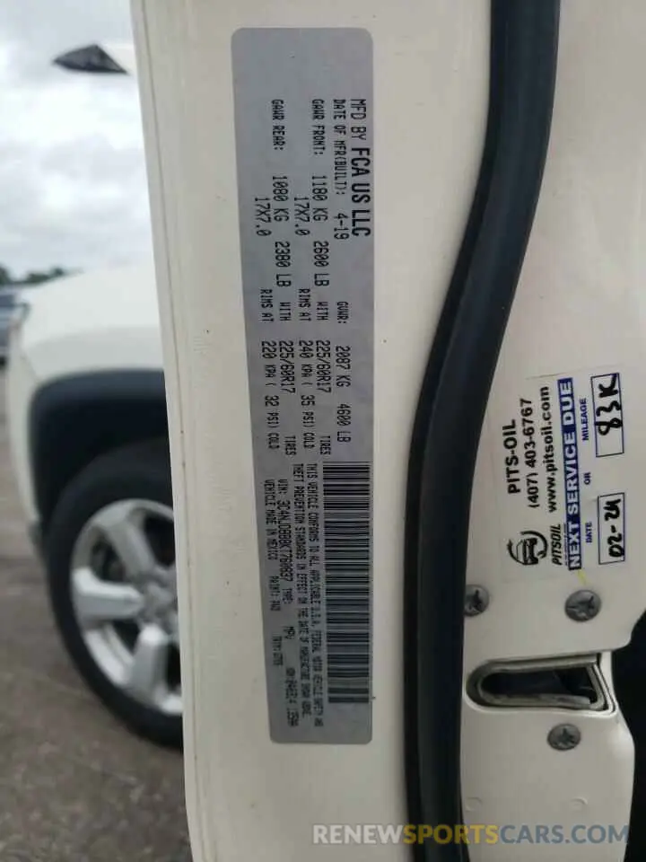 13 Photograph of a damaged car 3C4NJDBB8KT760837 JEEP COMPASS 2019