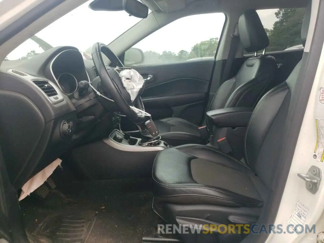 7 Photograph of a damaged car 3C4NJDBB8KT760837 JEEP COMPASS 2019