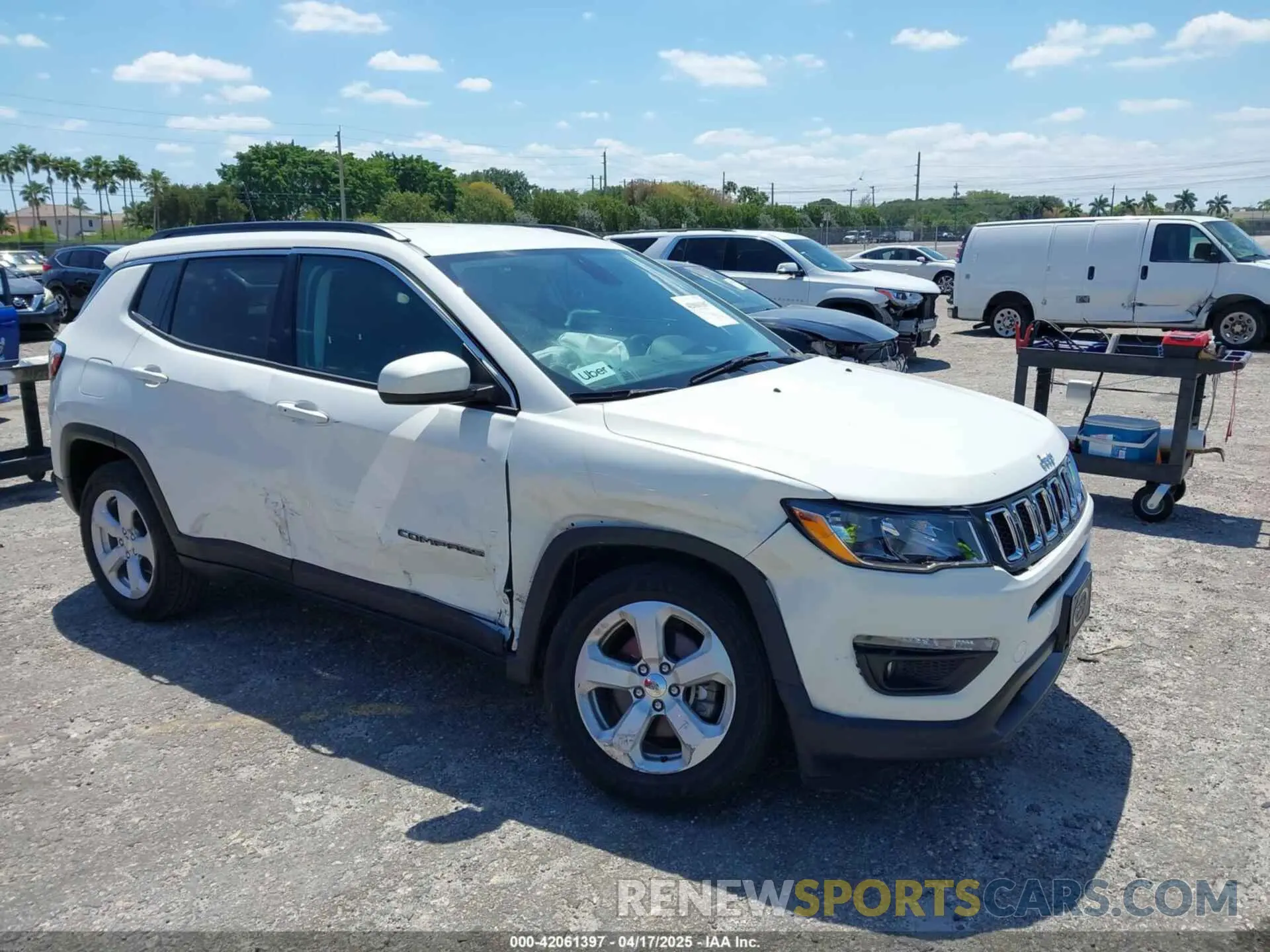 1 Фотография поврежденного автомобиля 3C4NJDBB8KT847766 JEEP COMPASS 2019
