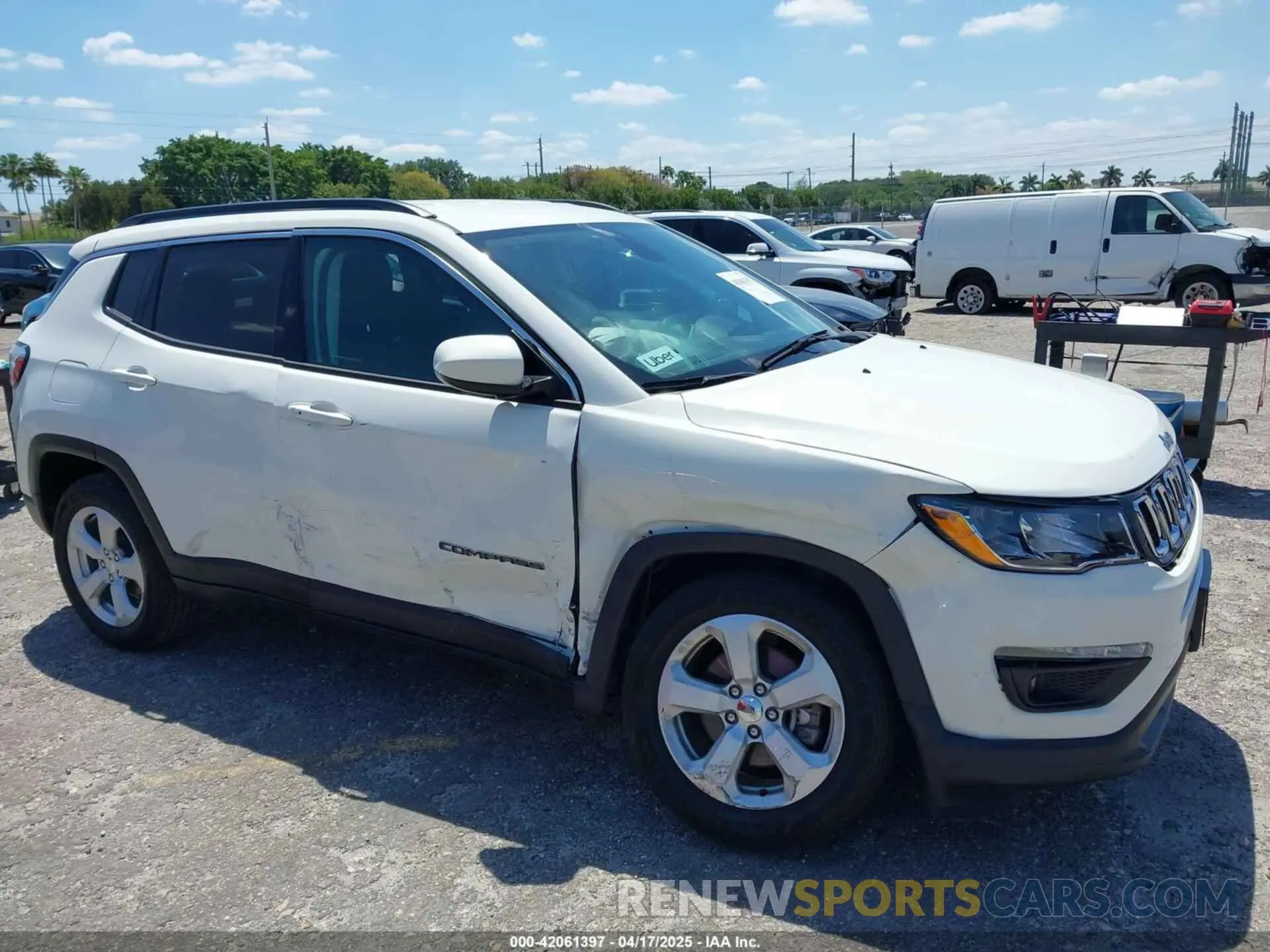 6 Фотография поврежденного автомобиля 3C4NJDBB8KT847766 JEEP COMPASS 2019