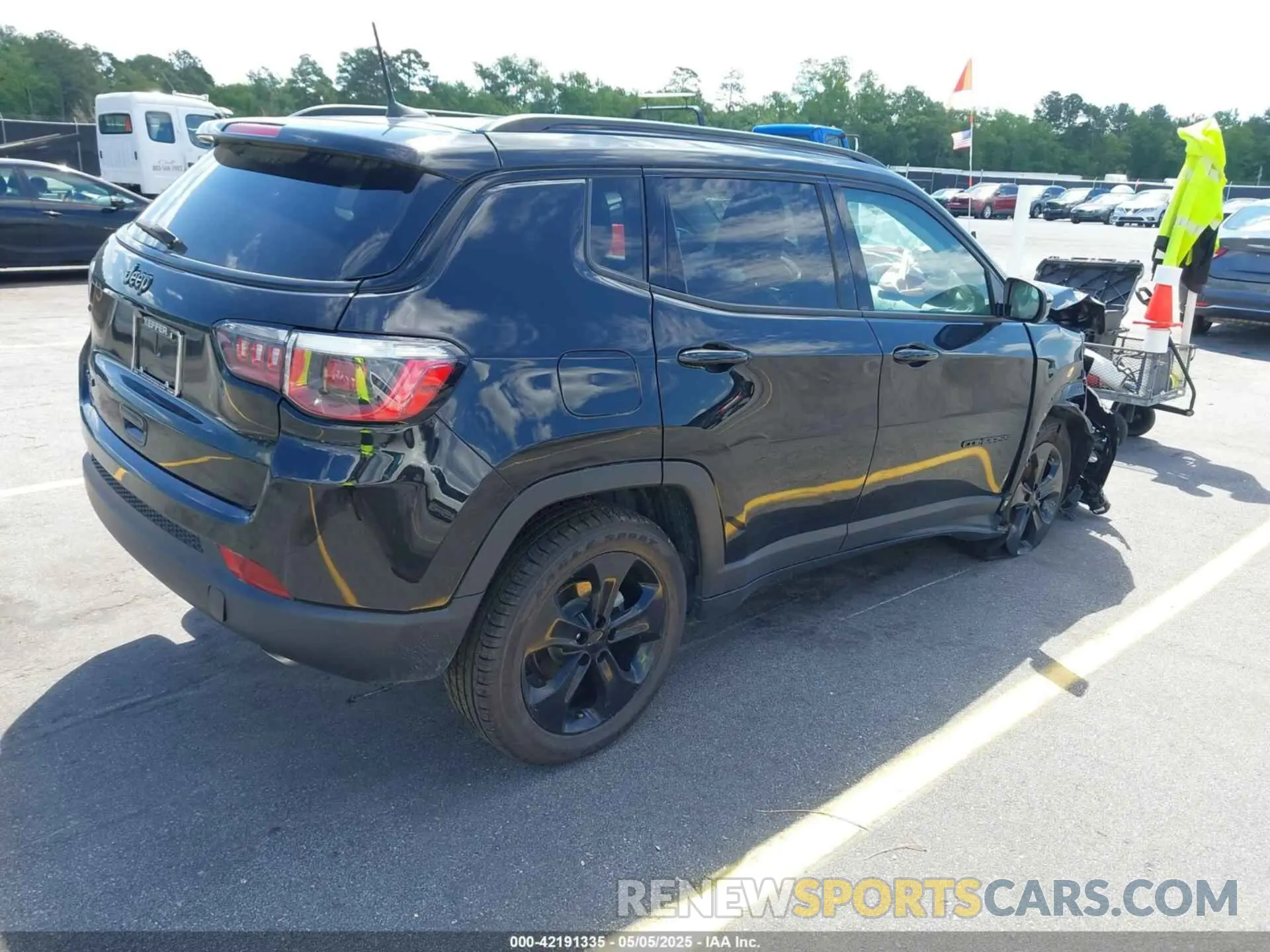 4 Фотография поврежденного автомобиля 3C4NJDBB9KT601373 JEEP COMPASS 2019