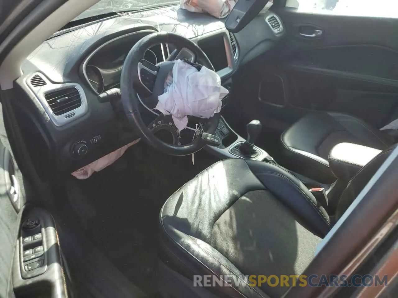 8 Фотография поврежденного автомобиля 3C4NJDBB9KT665820 JEEP COMPASS 2019