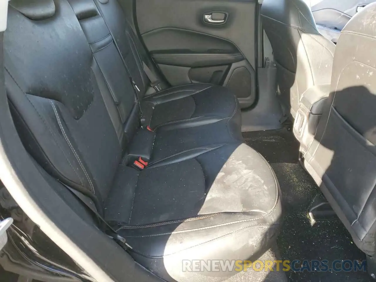 11 Фотография поврежденного автомобиля 3C4NJDBB9KT850773 JEEP COMPASS 2019