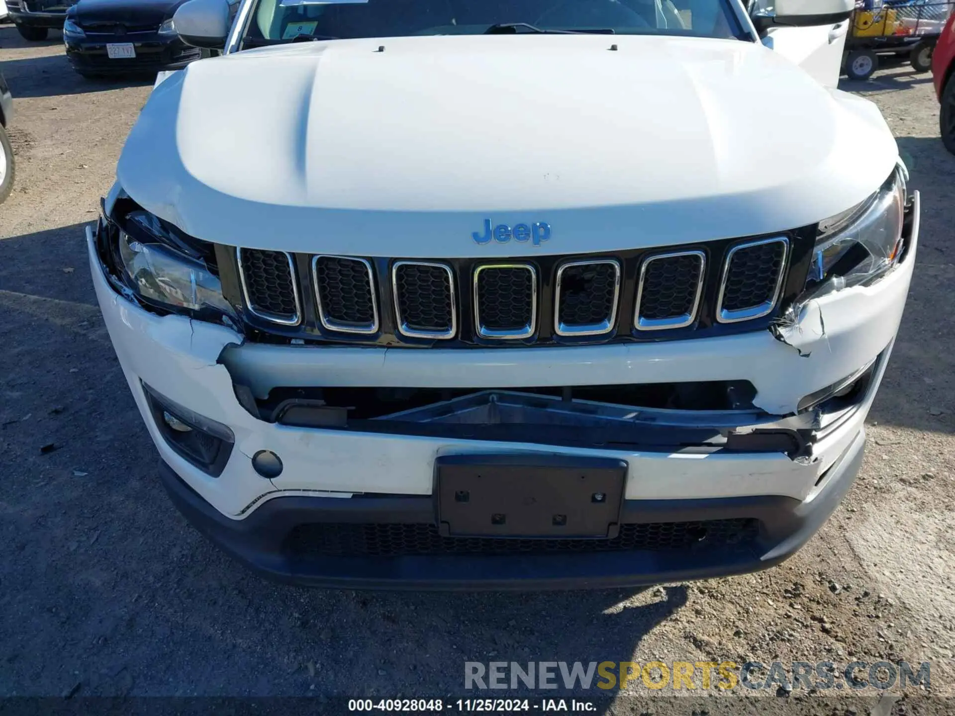 6 Photograph of a damaged car 3C4NJDBBXKT601902 JEEP COMPASS 2019