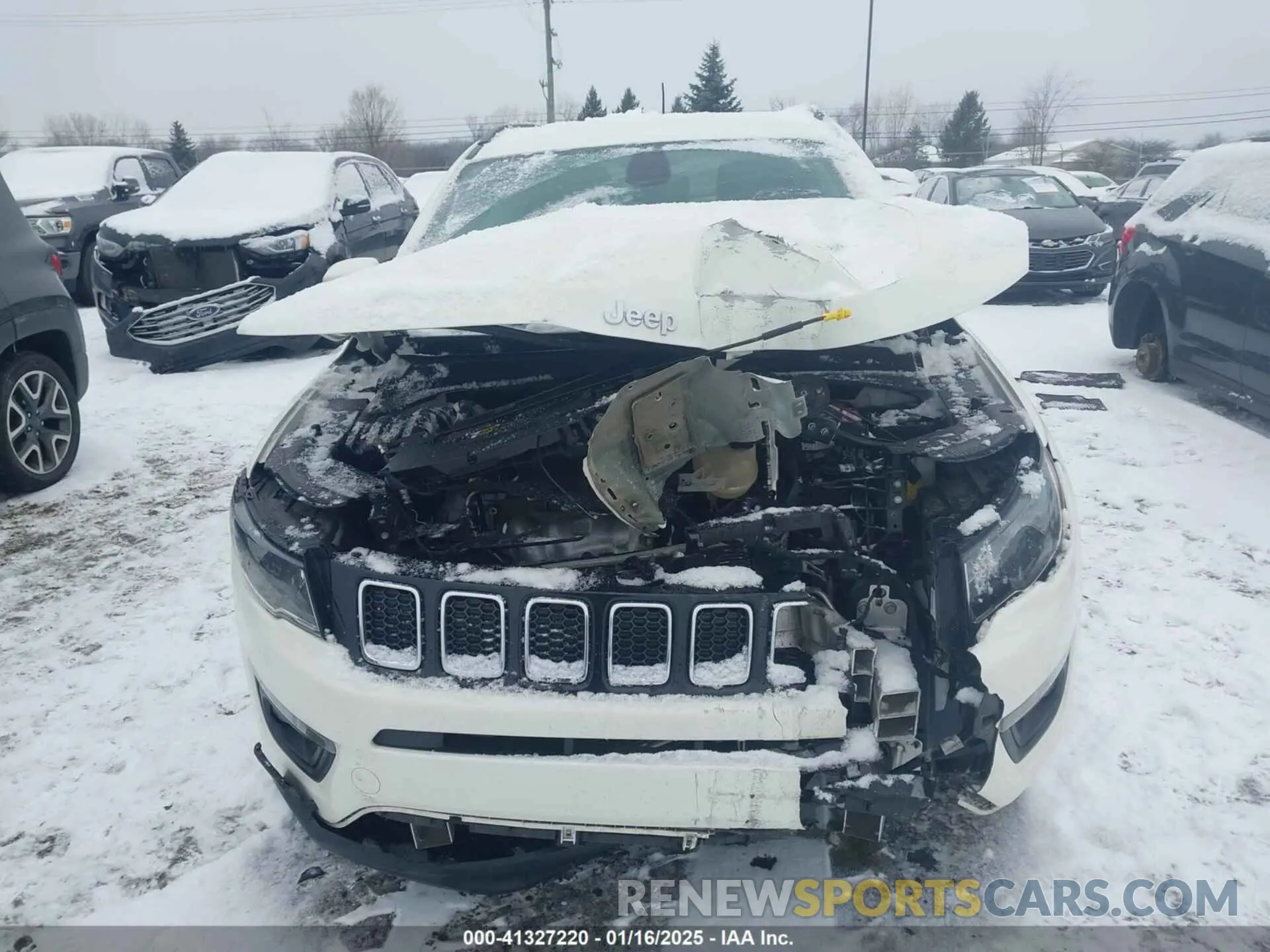 12 Фотография поврежденного автомобиля 3C4NJDBBXKT647665 JEEP COMPASS 2019