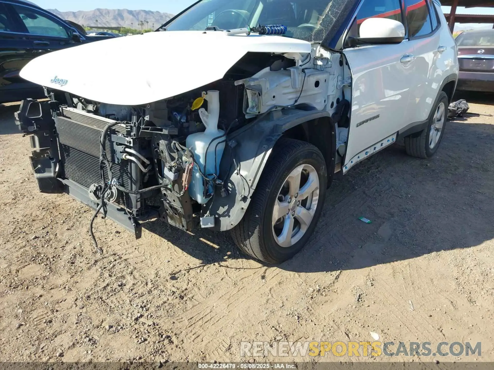 6 Photograph of a damaged car 3C4NJDBBXKT682870 JEEP COMPASS 2019