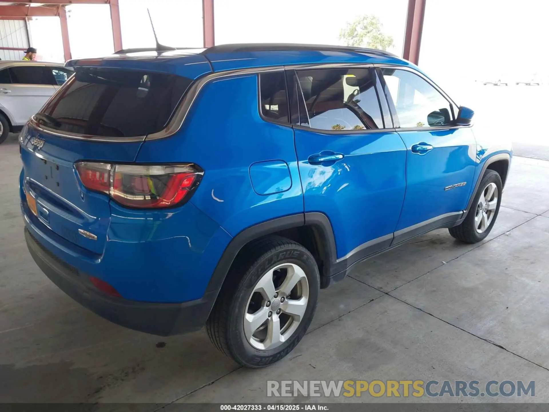 4 Фотография поврежденного автомобиля 3C4NJDBBXKT745210 JEEP COMPASS 2019