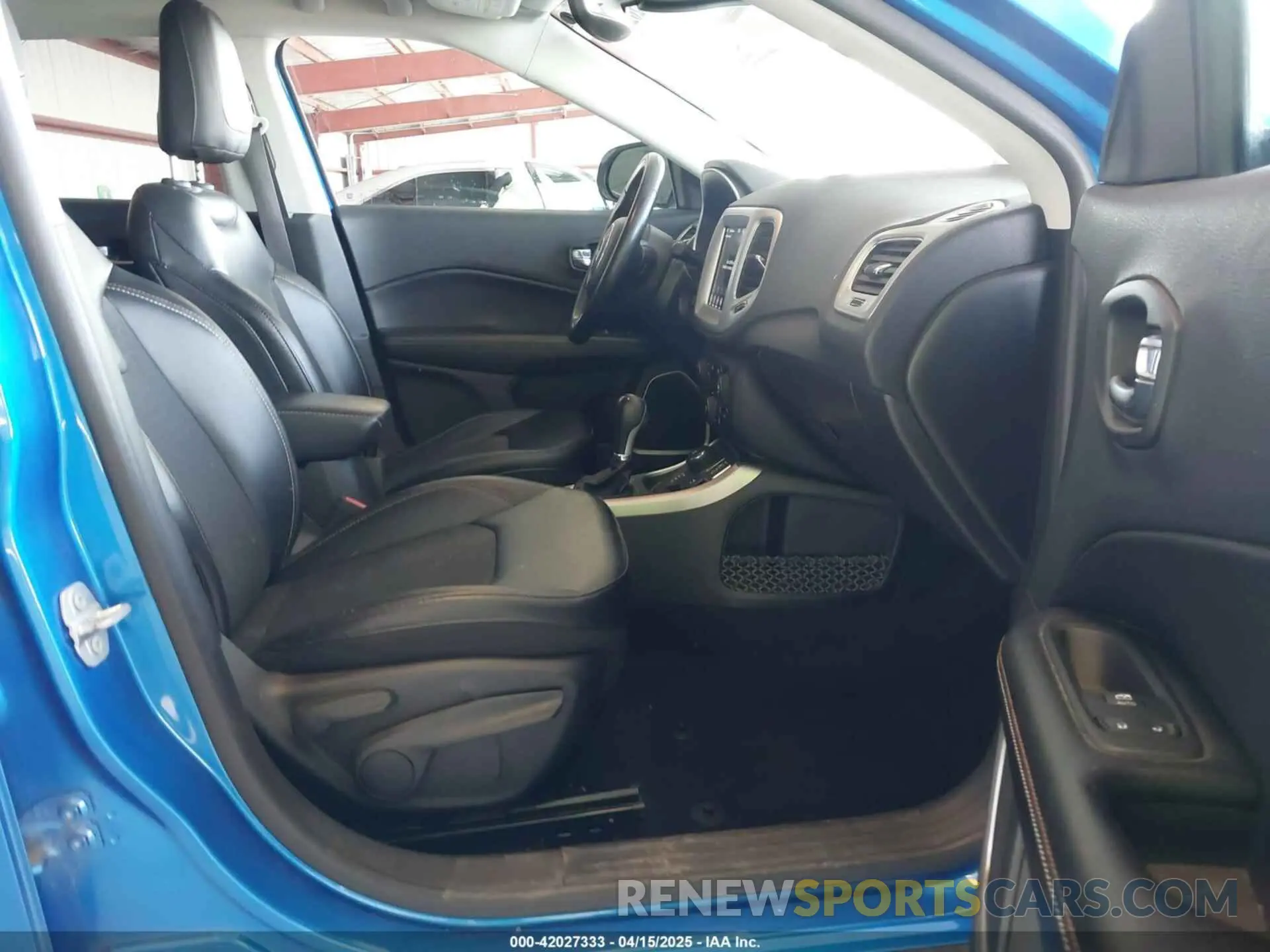 5 Фотография поврежденного автомобиля 3C4NJDBBXKT745210 JEEP COMPASS 2019