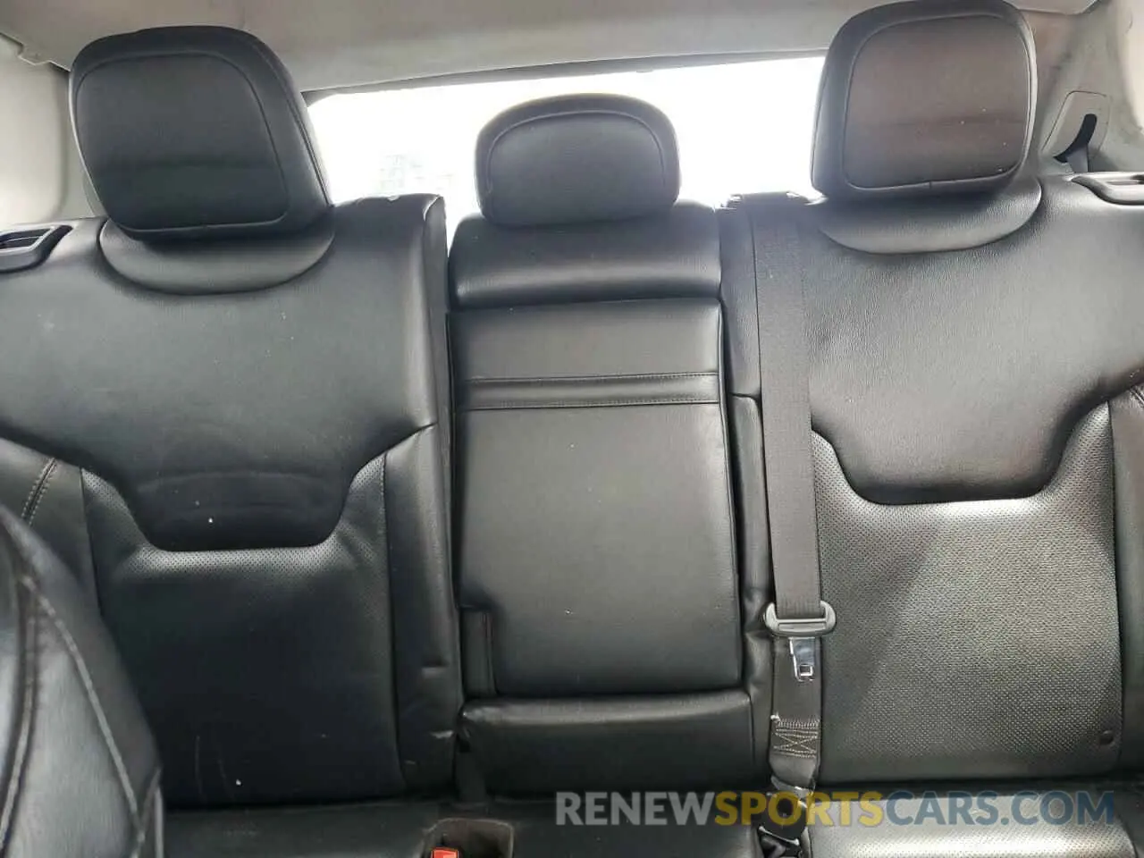 10 Фотография поврежденного автомобиля 3C4NJDCB0KT592657 JEEP COMPASS 2019