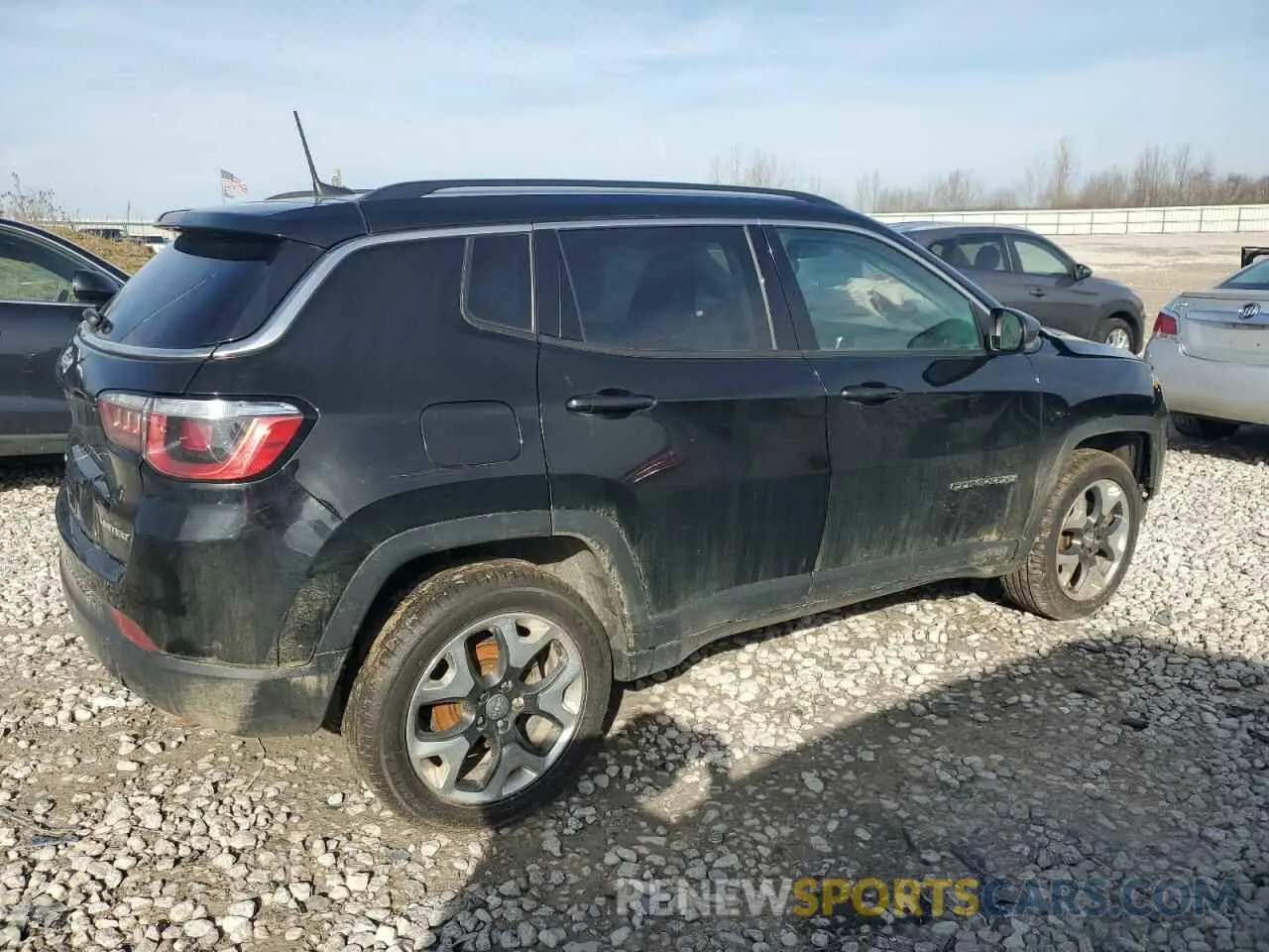 3 Photograph of a damaged car 3C4NJDCB0KT672458 JEEP COMPASS 2019