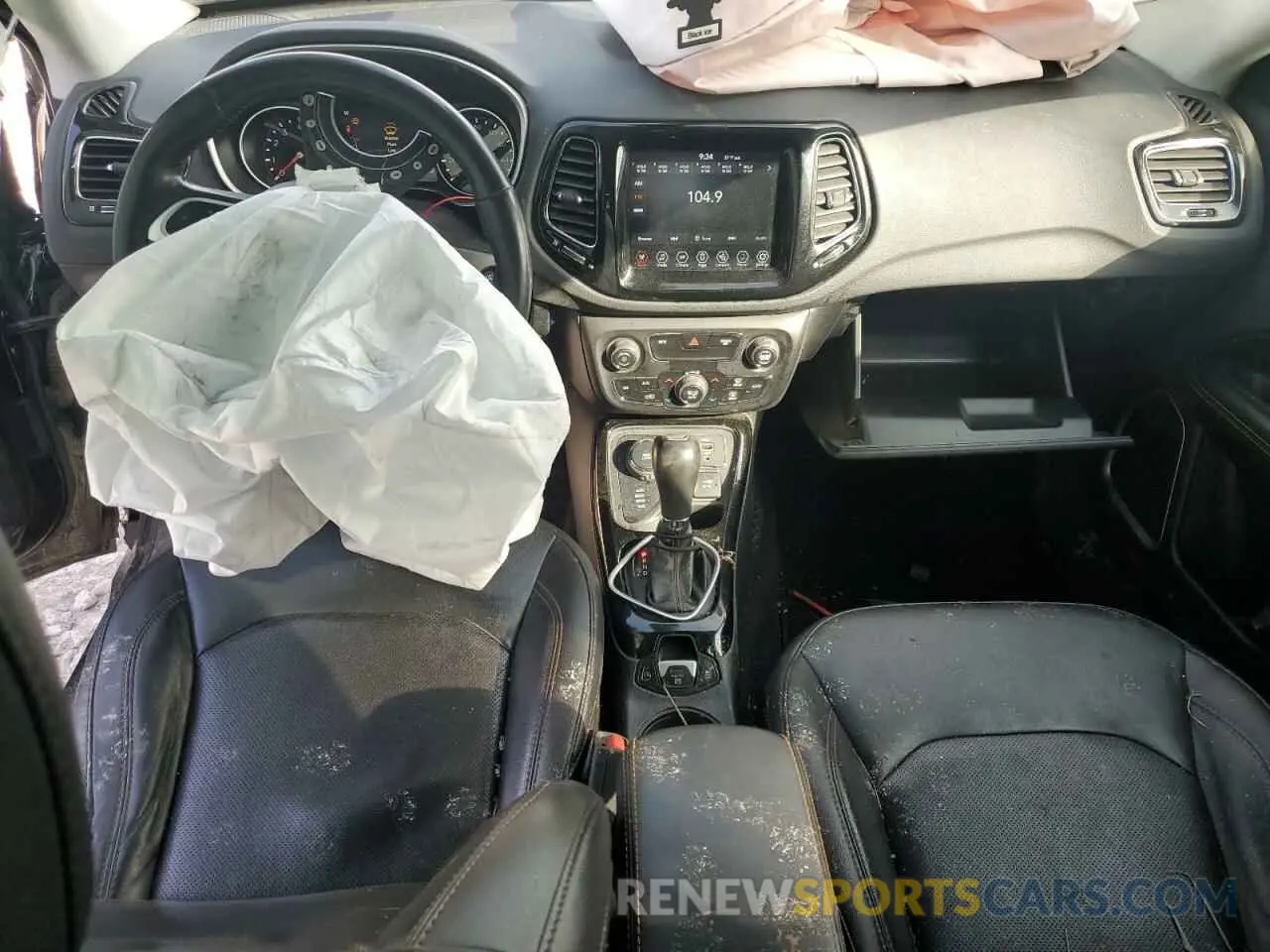 8 Photograph of a damaged car 3C4NJDCB0KT672458 JEEP COMPASS 2019