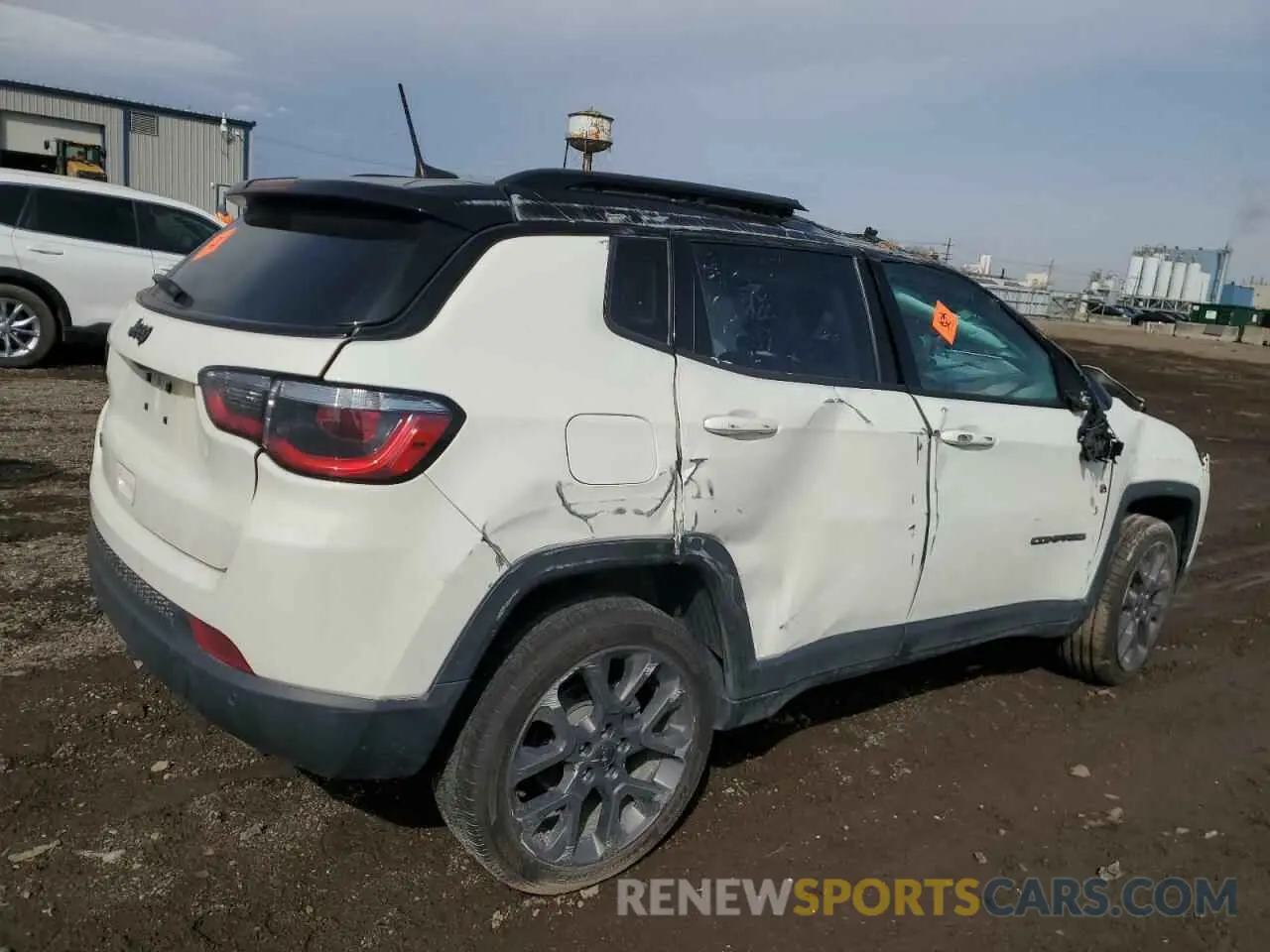3 Photograph of a damaged car 3C4NJDCB0KT672721 JEEP COMPASS 2019