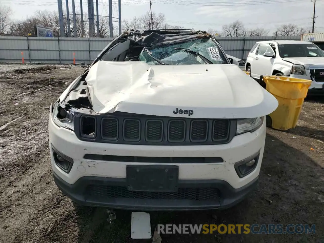 5 Photograph of a damaged car 3C4NJDCB0KT672721 JEEP COMPASS 2019