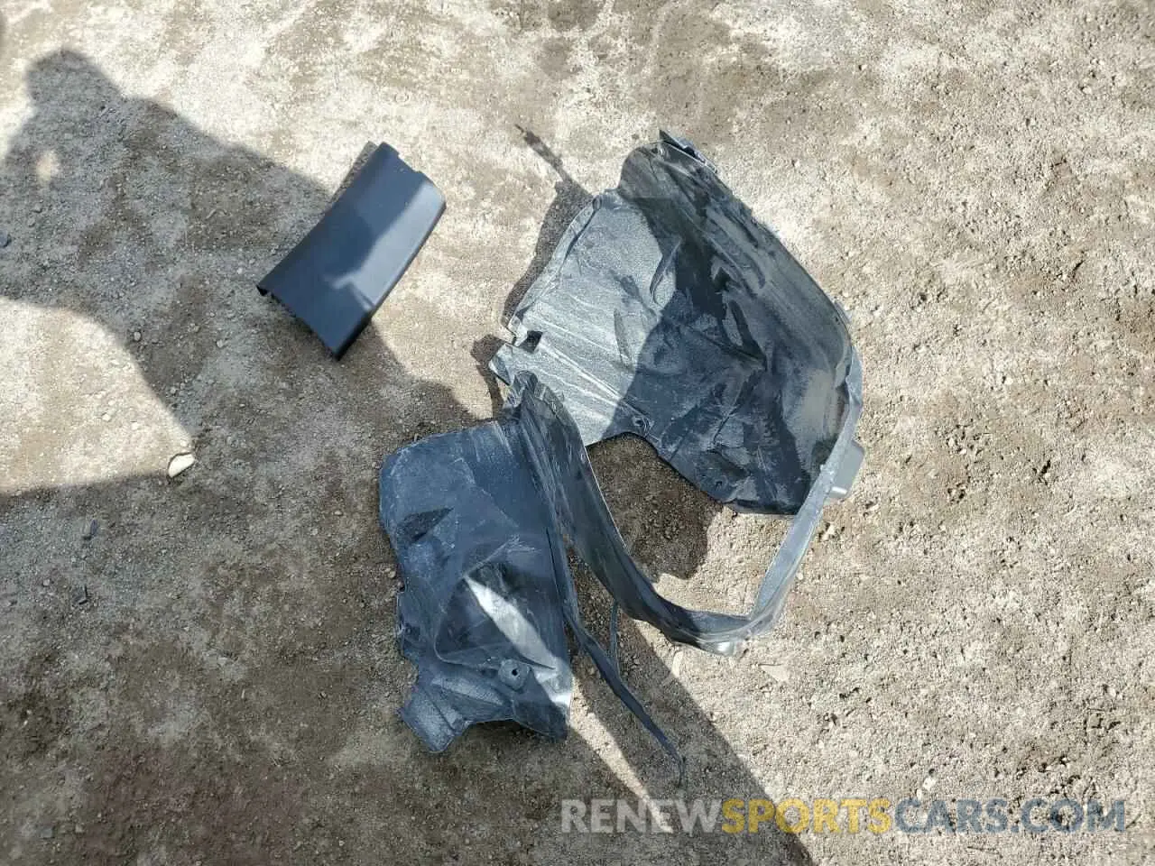 13 Photograph of a damaged car 3C4NJDCB0KT767487 JEEP COMPASS 2019