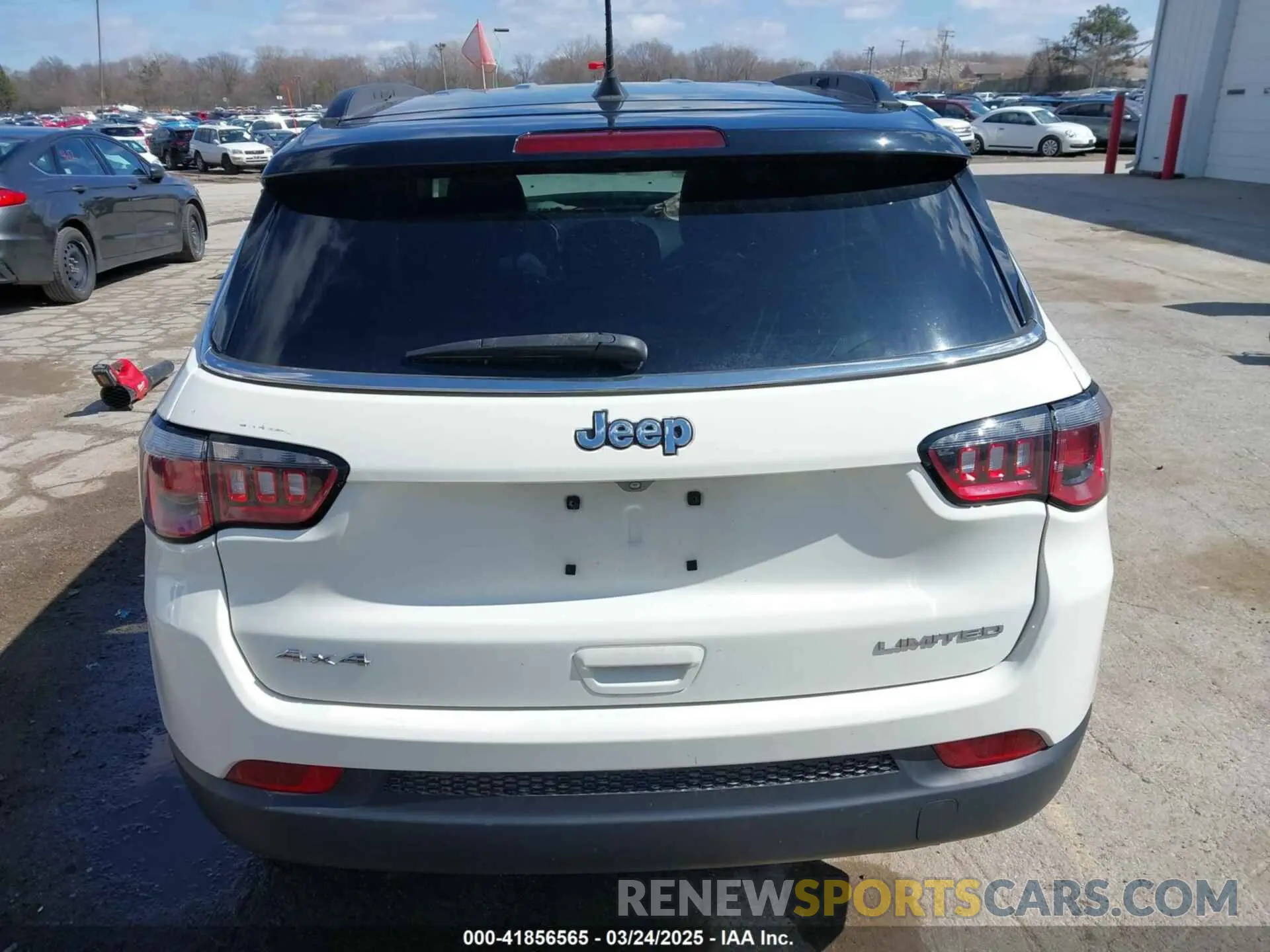 16 Фотография поврежденного автомобиля 3C4NJDCB0KT827087 JEEP COMPASS 2019