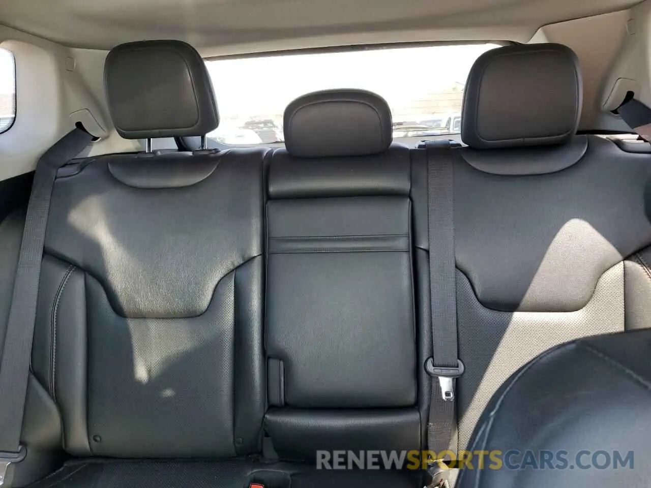 10 Фотография поврежденного автомобиля 3C4NJDCB0KT842382 JEEP COMPASS 2019
