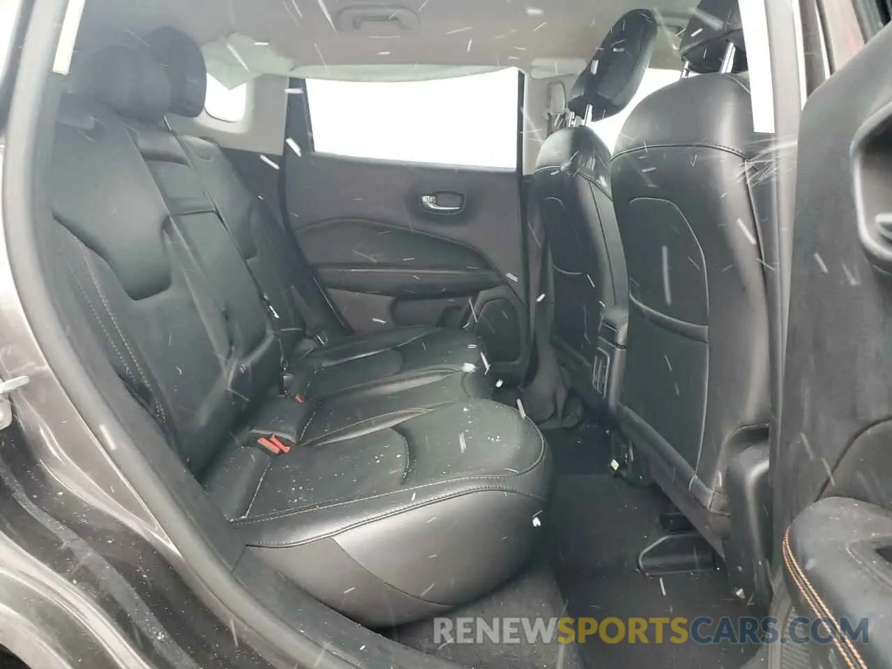 11 Photograph of a damaged car 3C4NJDCB0KT854435 JEEP COMPASS 2019