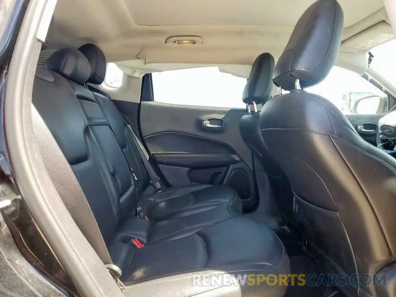 12 Photograph of a damaged car 3C4NJDCB1KT651148 JEEP COMPASS 2019