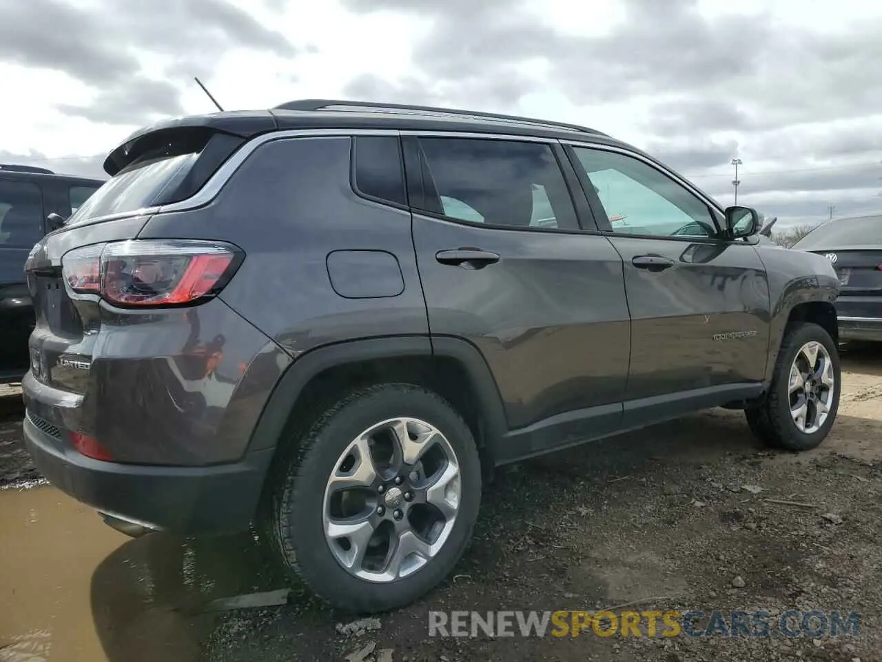 3 Photograph of a damaged car 3C4NJDCB1KT806250 JEEP COMPASS 2019